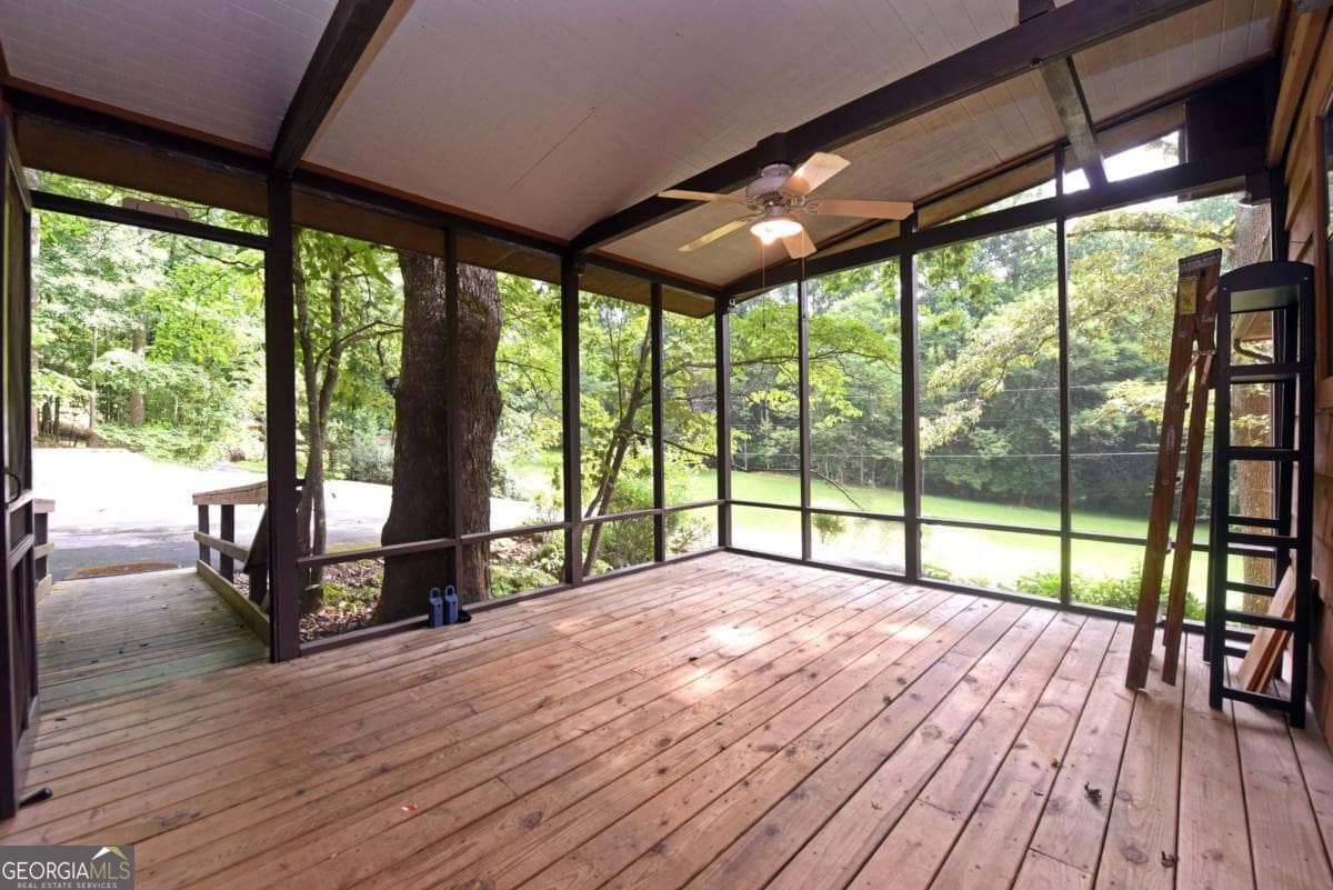 3 bedroom, 3 bathroom, 2,556 sq ft cabin,single family residence for sale at 19 Pine Ridge Terrace, Blairsville, GA 30512 — photo 10