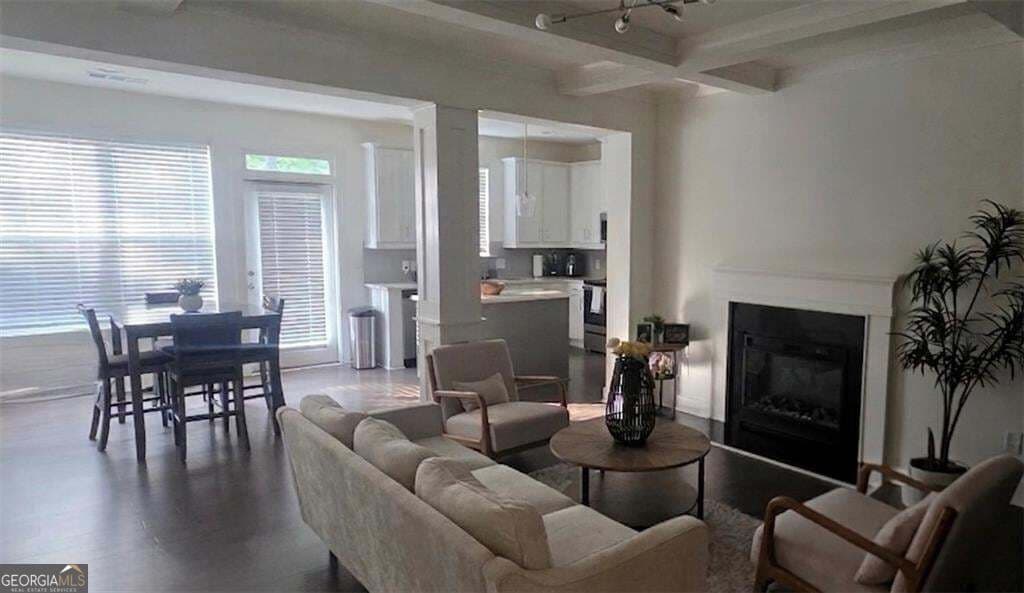 3 bedroom, 2.5 bathroom, 1,818 sq ft townhouse for sale at 79 Auburn Valley Way, Auburn, GA 30011 — photo 3