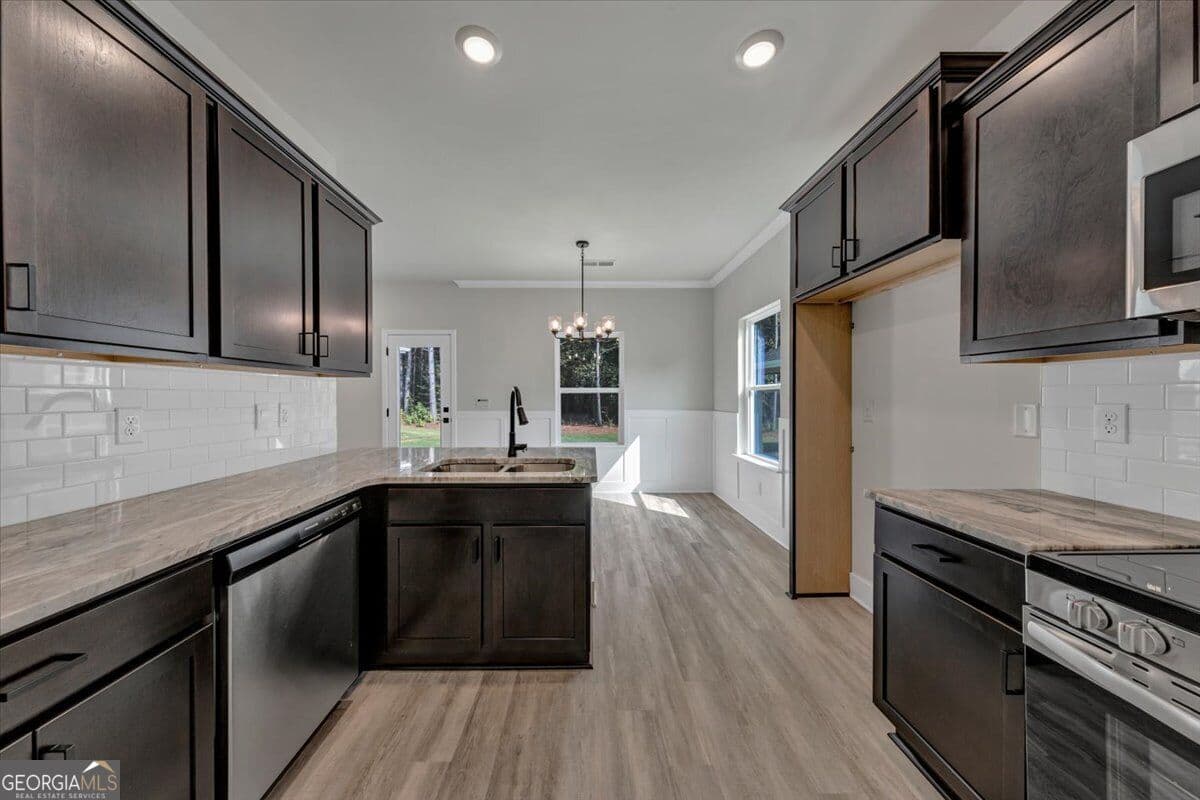 3 bedroom, 2.5 bathroom, 1,643 sq ft single family residence for sale at 207 Laney Drive LOT 51, Carrollton, GA 30117 — photo 6