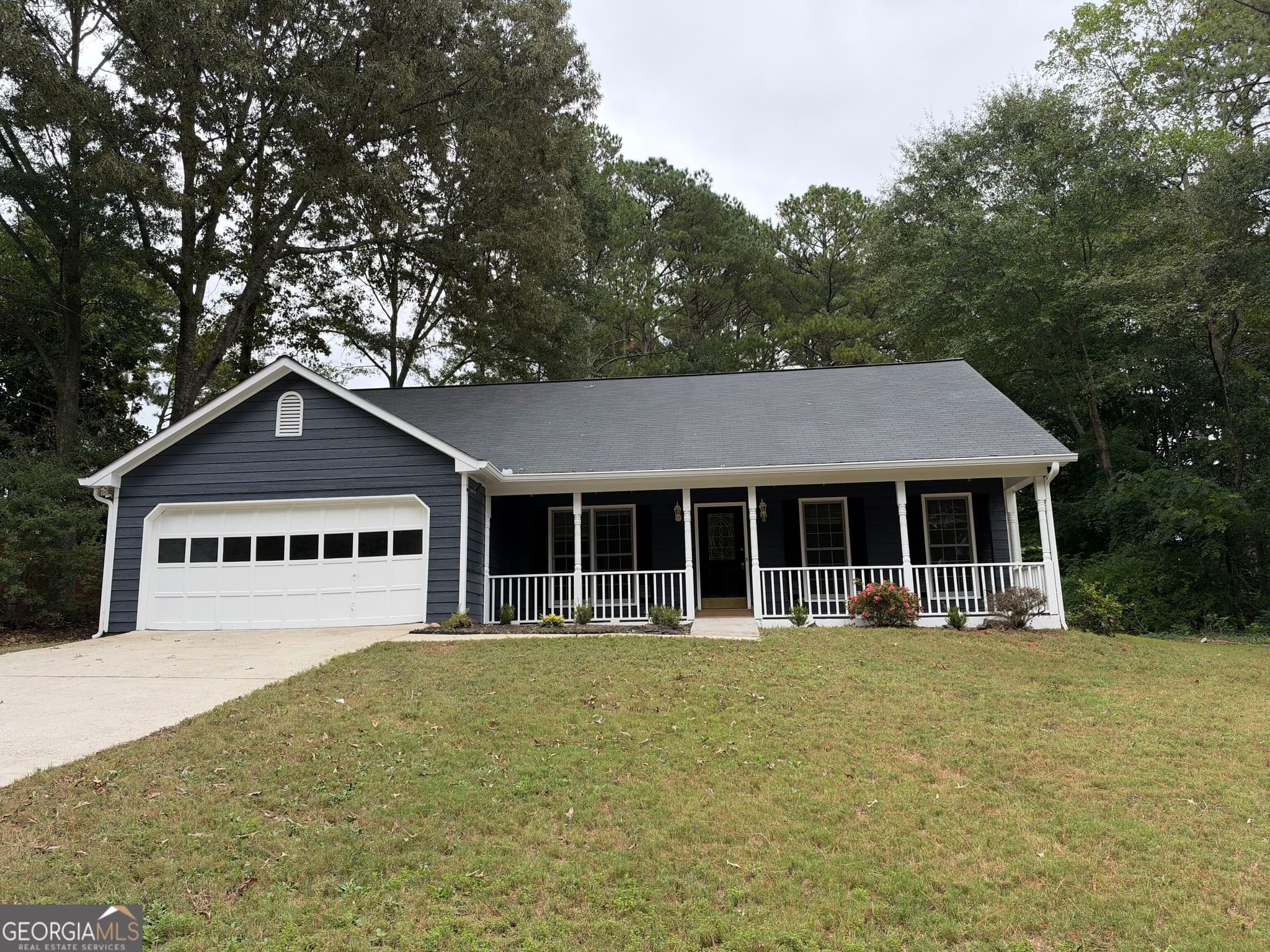 3 bedroom, 2 bathroom, 2,012 sq ft single family residence for rent at 1990 Hutton Drive, Grayson, GA 30017 for $2,240 a month — photo 1 of 21