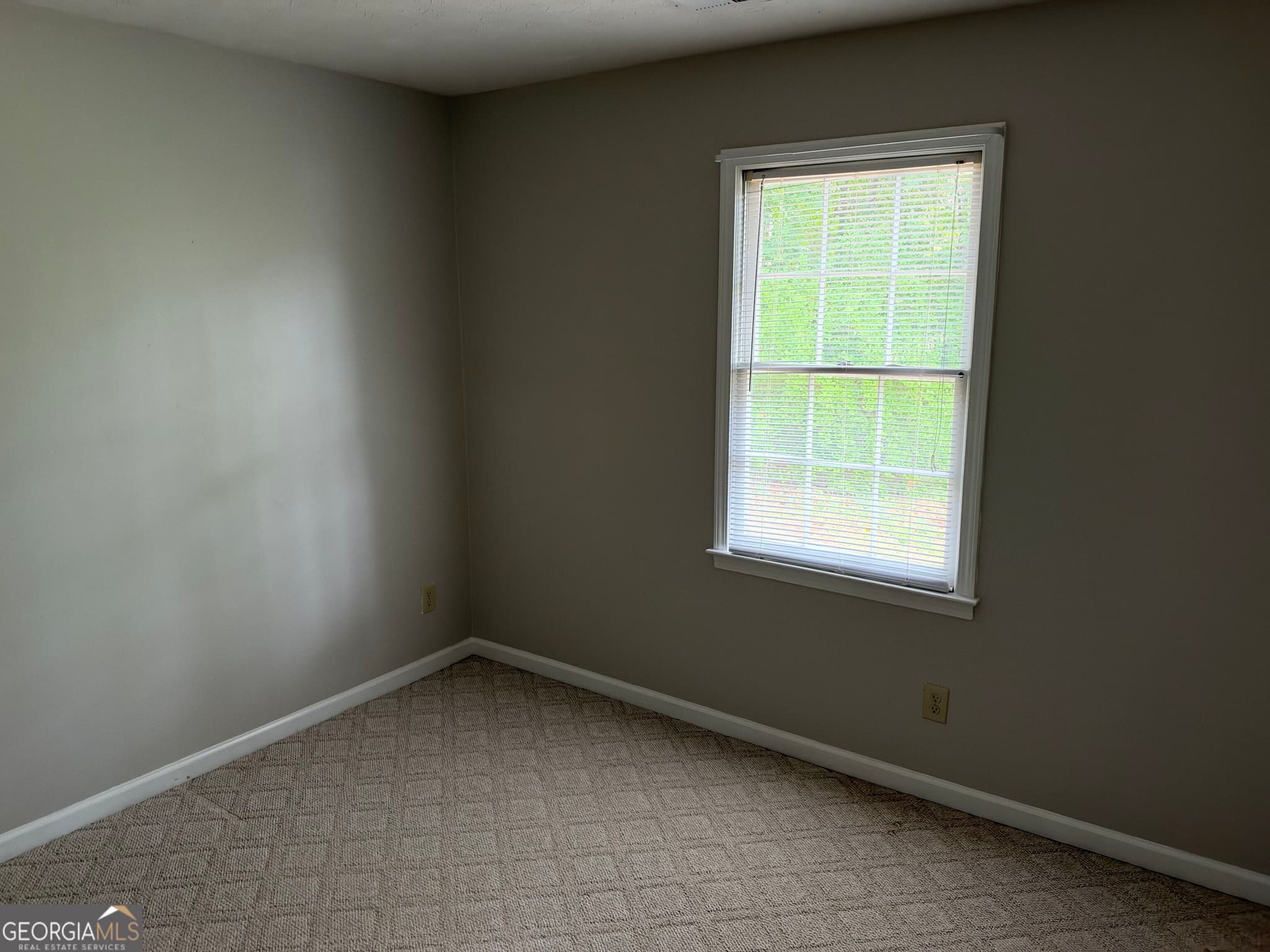 3 bedroom, 2 bathroom, 2,012 sq ft single family residence for rent at 1990 Hutton Drive, Grayson, GA 30017 for $2,240 a month — photo 10