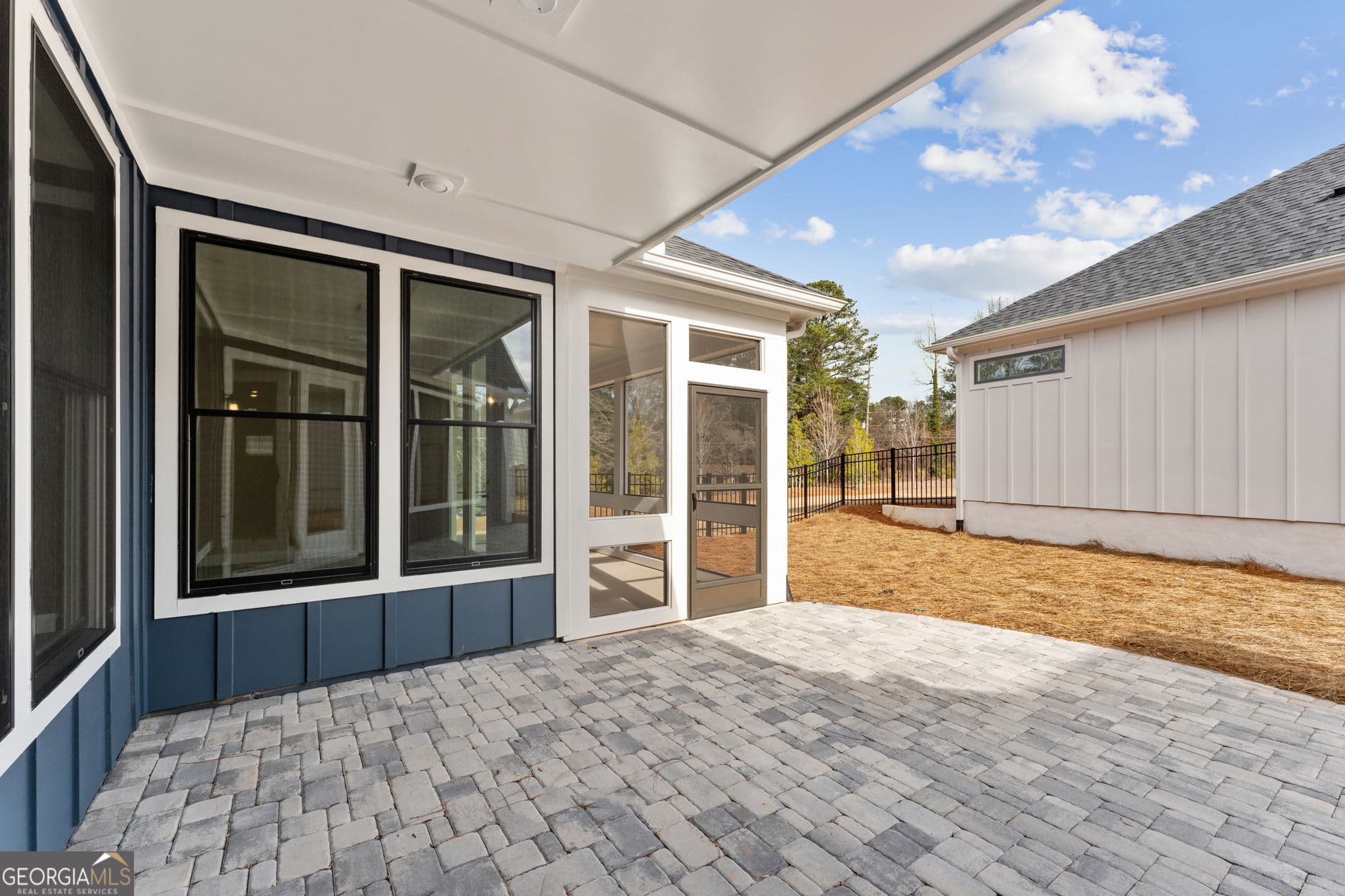 3 bedroom, 3 bathroom, 2,860 sq ft single family residence for sale at 216 Persimmon Way, Holly Springs, GA 30115 — photo 9