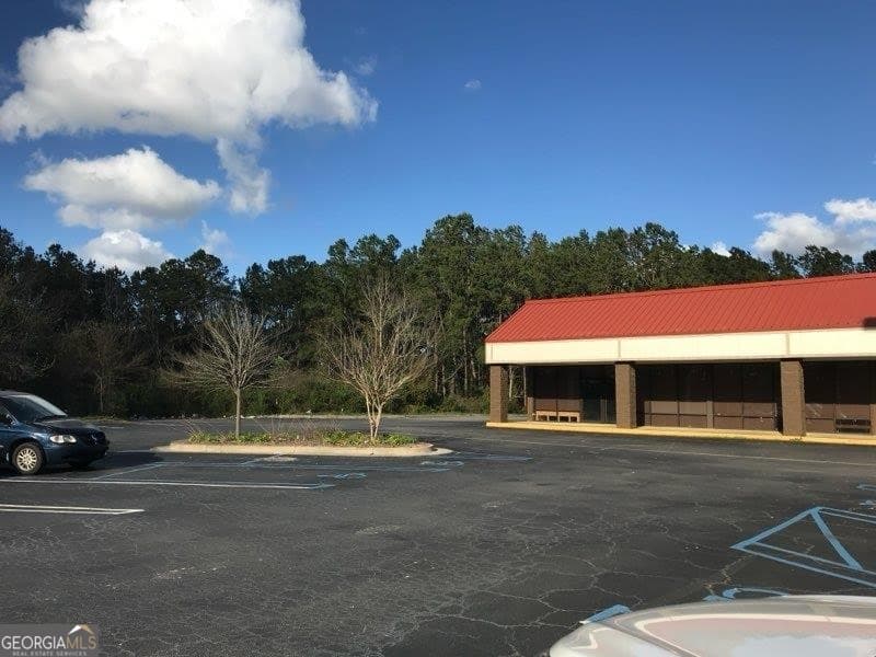 commercial for sale at 0 E Pinetree Boulevard, Thomasville, GA 31792 — photo 4