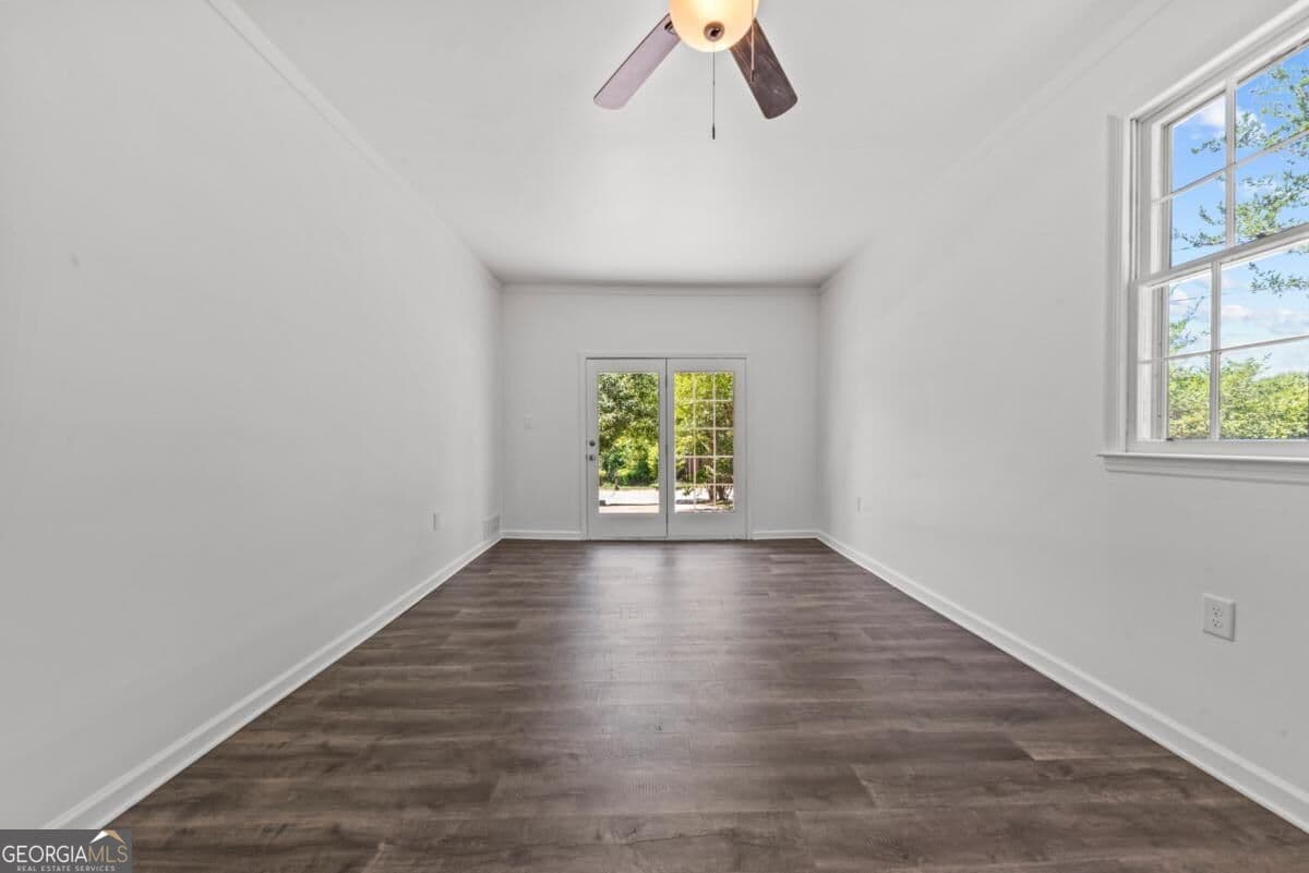 4 bedroom, 2 bathroom, 1,351 sq ft single family residence for sale at 108 Winter Hill Drive, Winterville, GA 30683 — photo 6