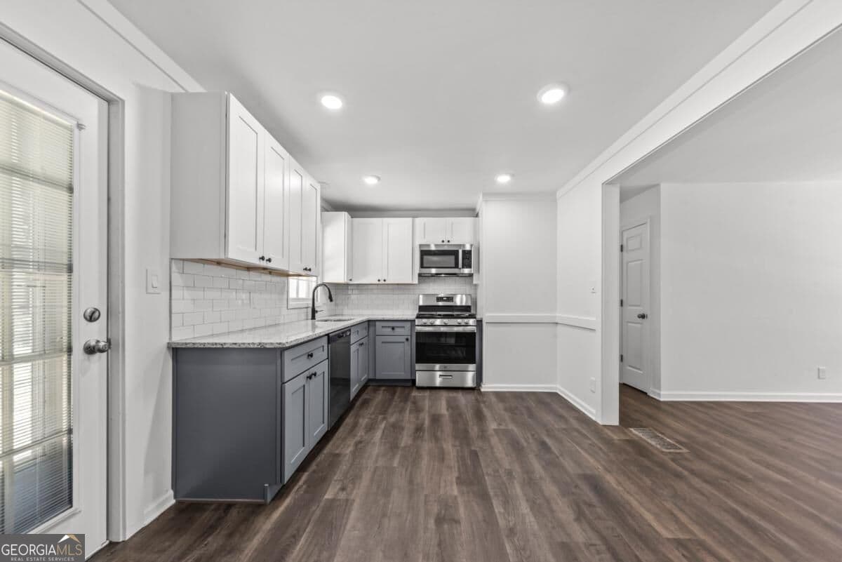 4 bedroom, 2 bathroom, 1,351 sq ft single family residence for sale at 108 Winter Hill Drive, Winterville, GA 30683 — photo 3