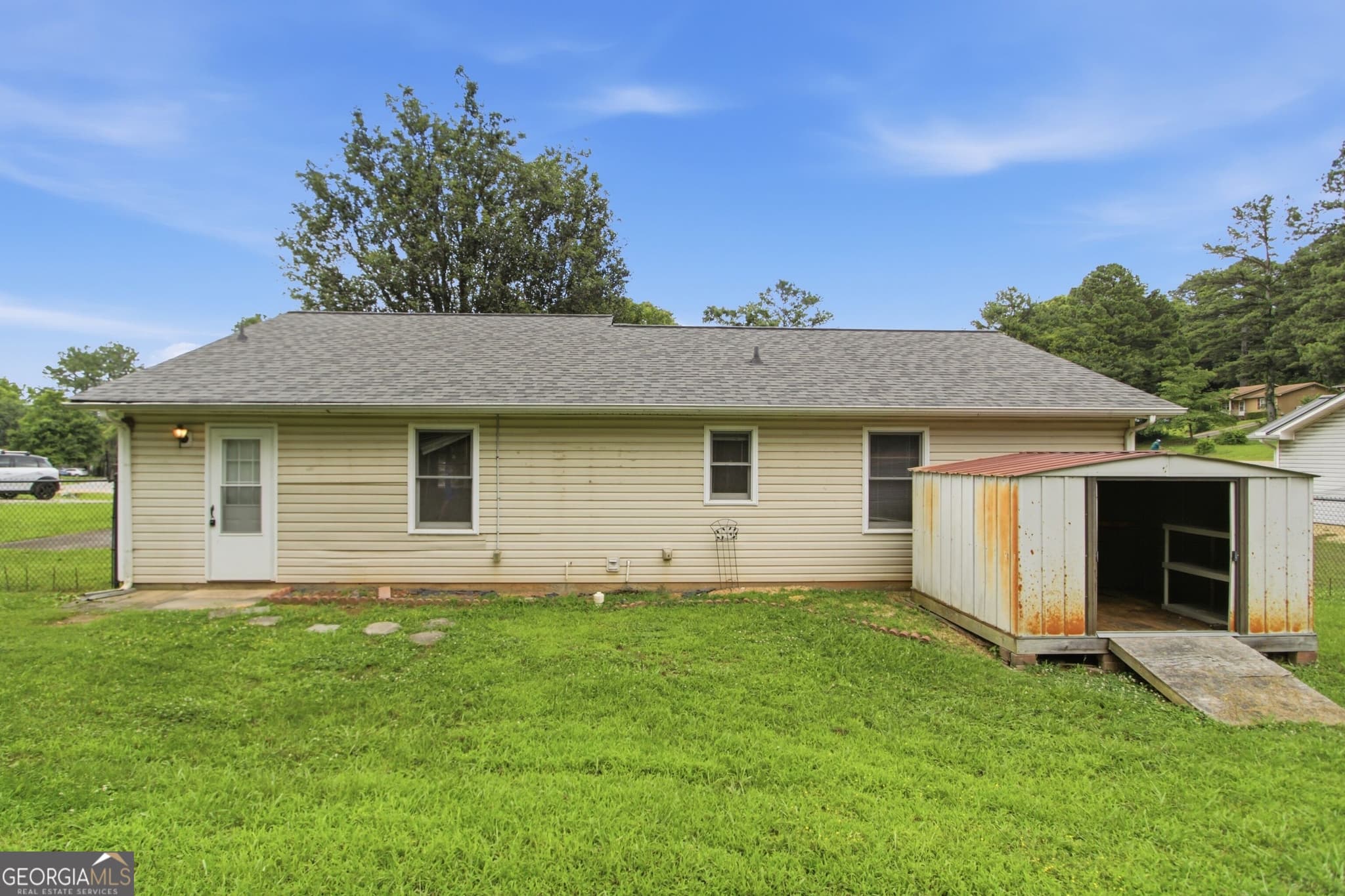 3 bedroom, 2 bathroom, 1,242 sq ft single family residence for sale at 52 Echota Road, Cartersville, GA 30121 — photo 5