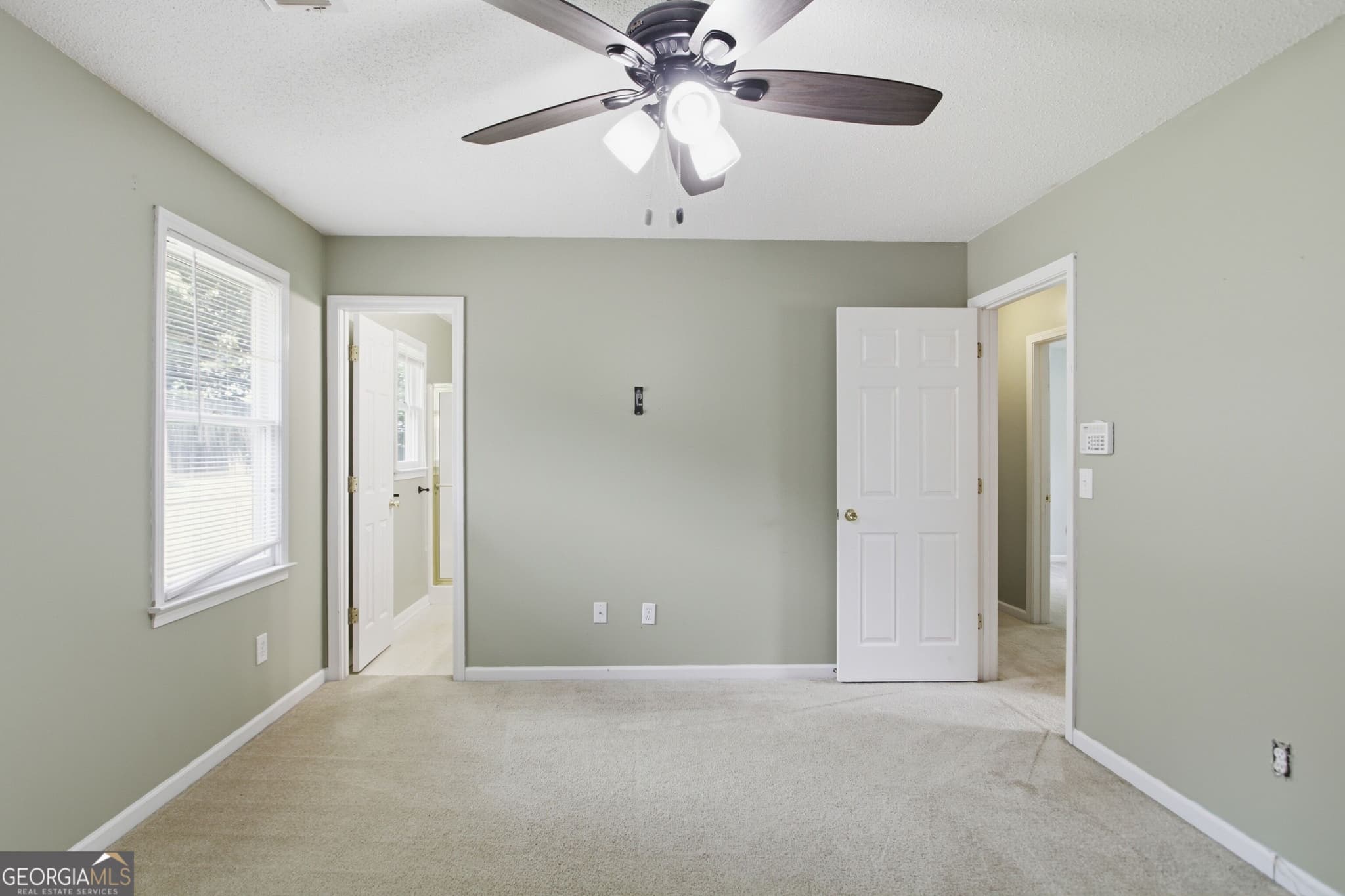 3 bedroom, 2 bathroom, 1,242 sq ft single family residence for sale at 52 Echota Road, Cartersville, GA 30121 — photo 4