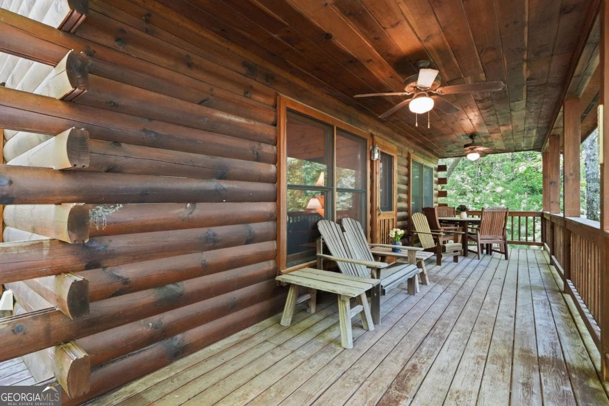 2 bedroom, 1 bathroom, 672 sq ft cabin,single family residence for sale at 156 Dupont Drive, Blue Ridge, GA 30513 — photo 4