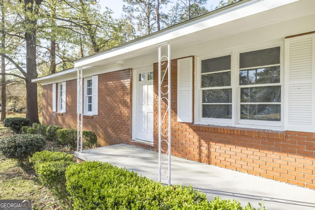 3 bedroom, 2 bathroom, 1,470 sq ft single family residence for sale at 918 Henderson Street, Dublin, GA 31021 — photo 6