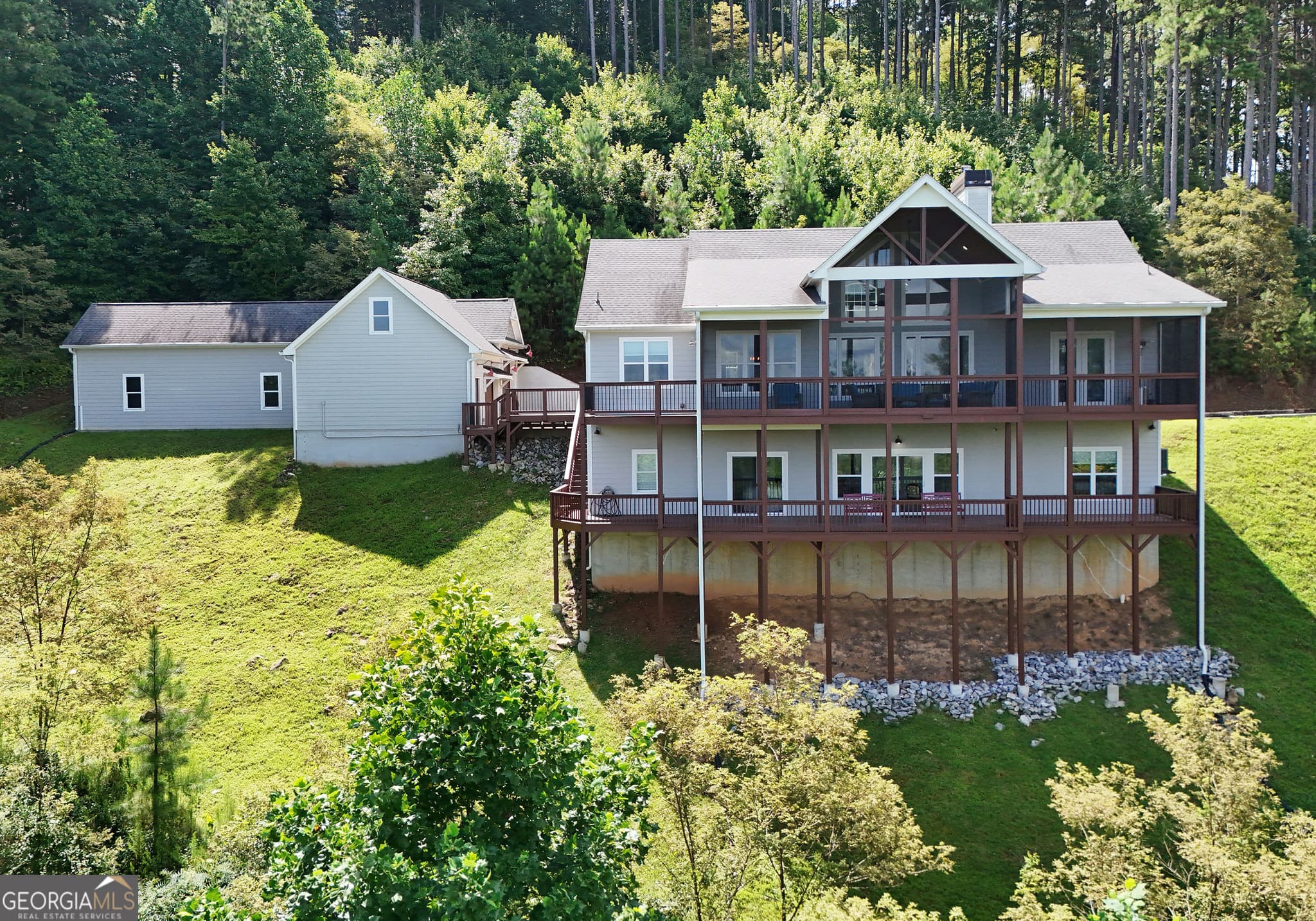 4 bedroom, 4.5 bathroom, 3,673 sq ft single family residence for sale at 732 Ridge Pointe Way, Blairsville, GA 30512 — photo 4