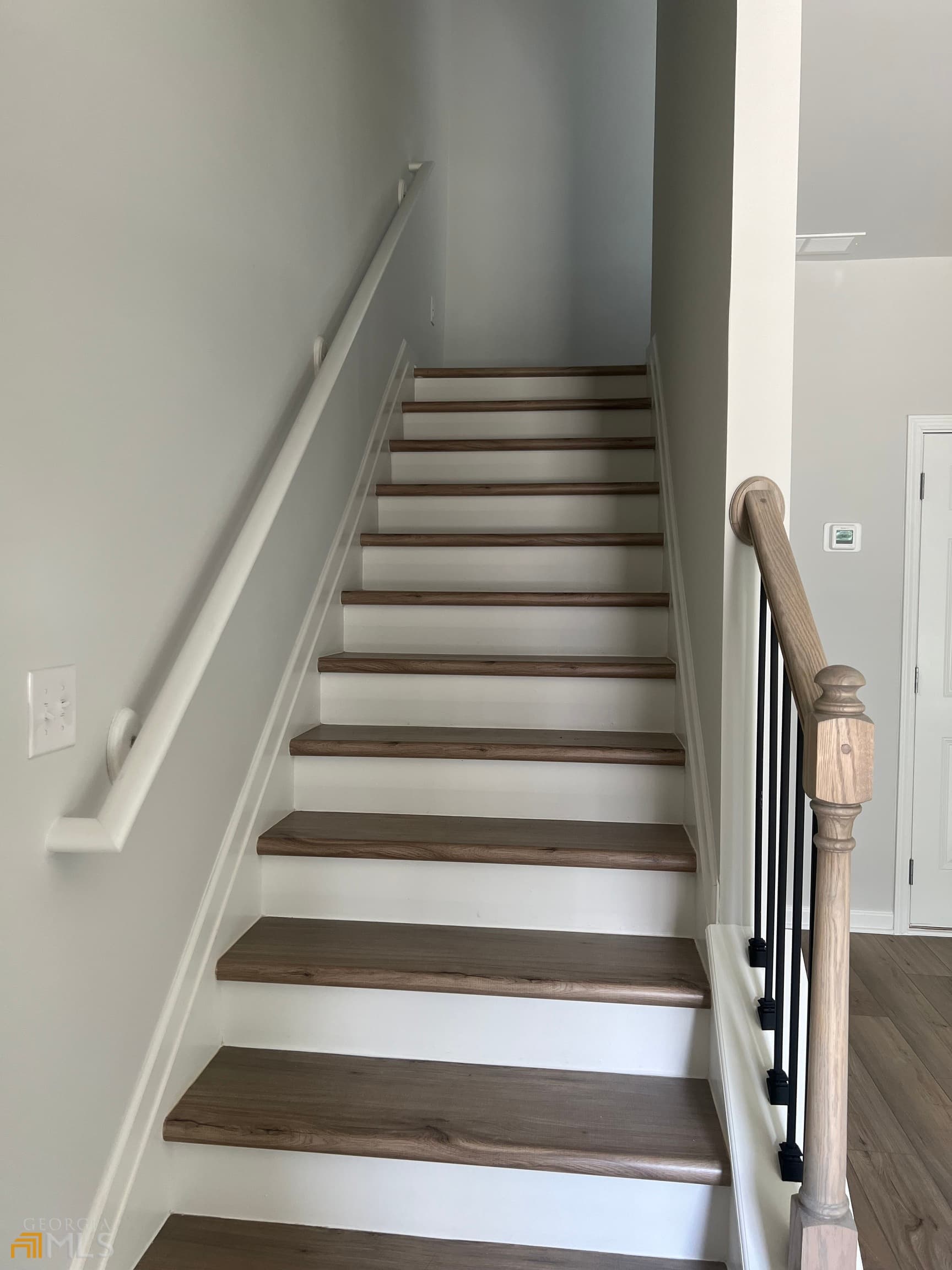 3 bedroom, 2.5 bathroom, 1,897 sq ft townhouse for rent at 225 Cobalt Drive, Fayetteville, GA 30214 for $2,700 a month — photo 3