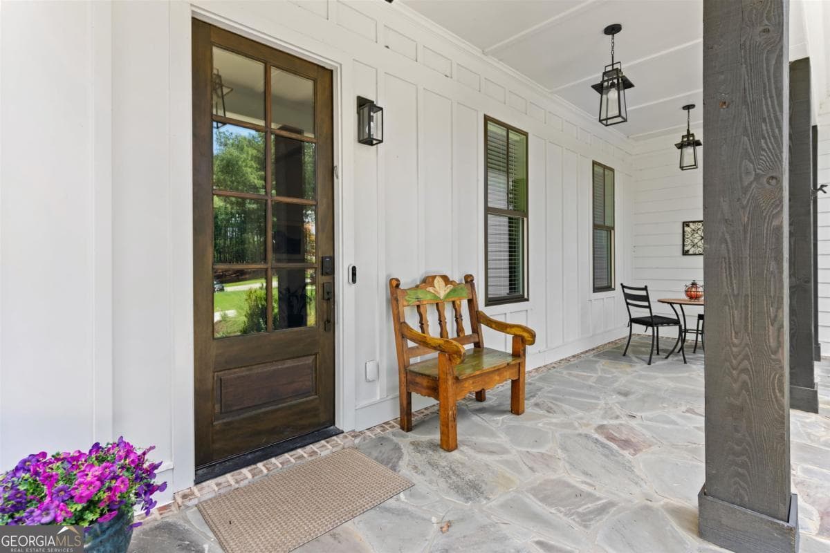 5 bedroom, 4 bathroom, 3,729 sq ft single family residence for sale at 2300 Club Drive, Greensboro, GA 30642 — photo 6