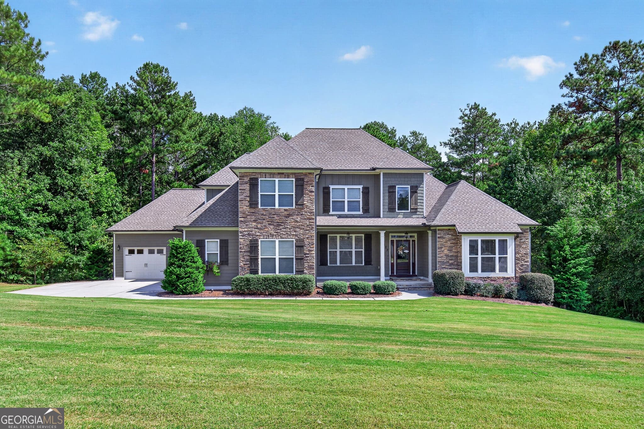 7 bedroom, 5.5 bathroom, 5,198 sq ft single family residence for sale at 122 Brook Trail, Newnan, GA 30265