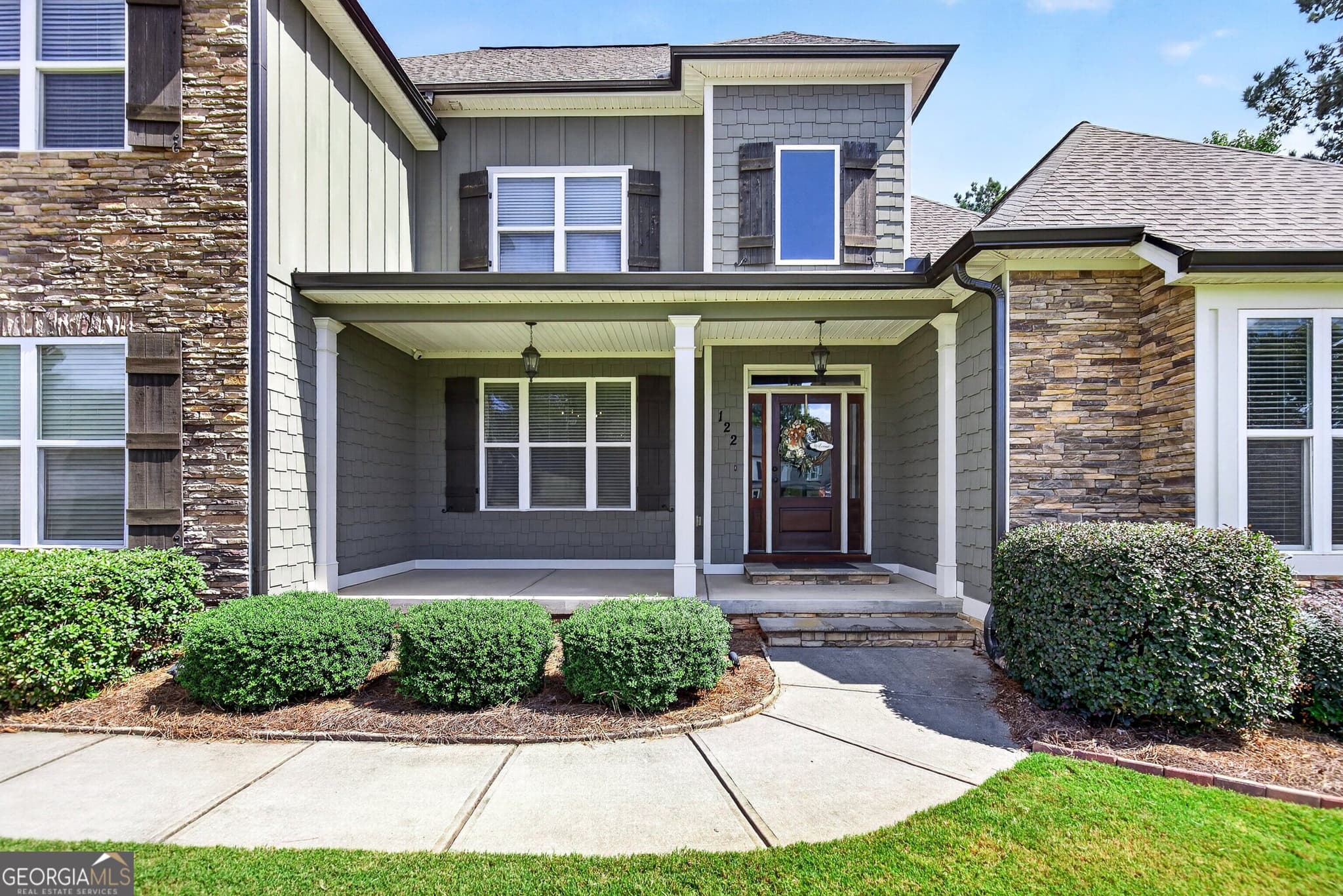 7 bedroom, 5.5 bathroom, 5,198 sq ft single family residence for sale at 122 Brook Trail, Newnan, GA 30265 — photo 5