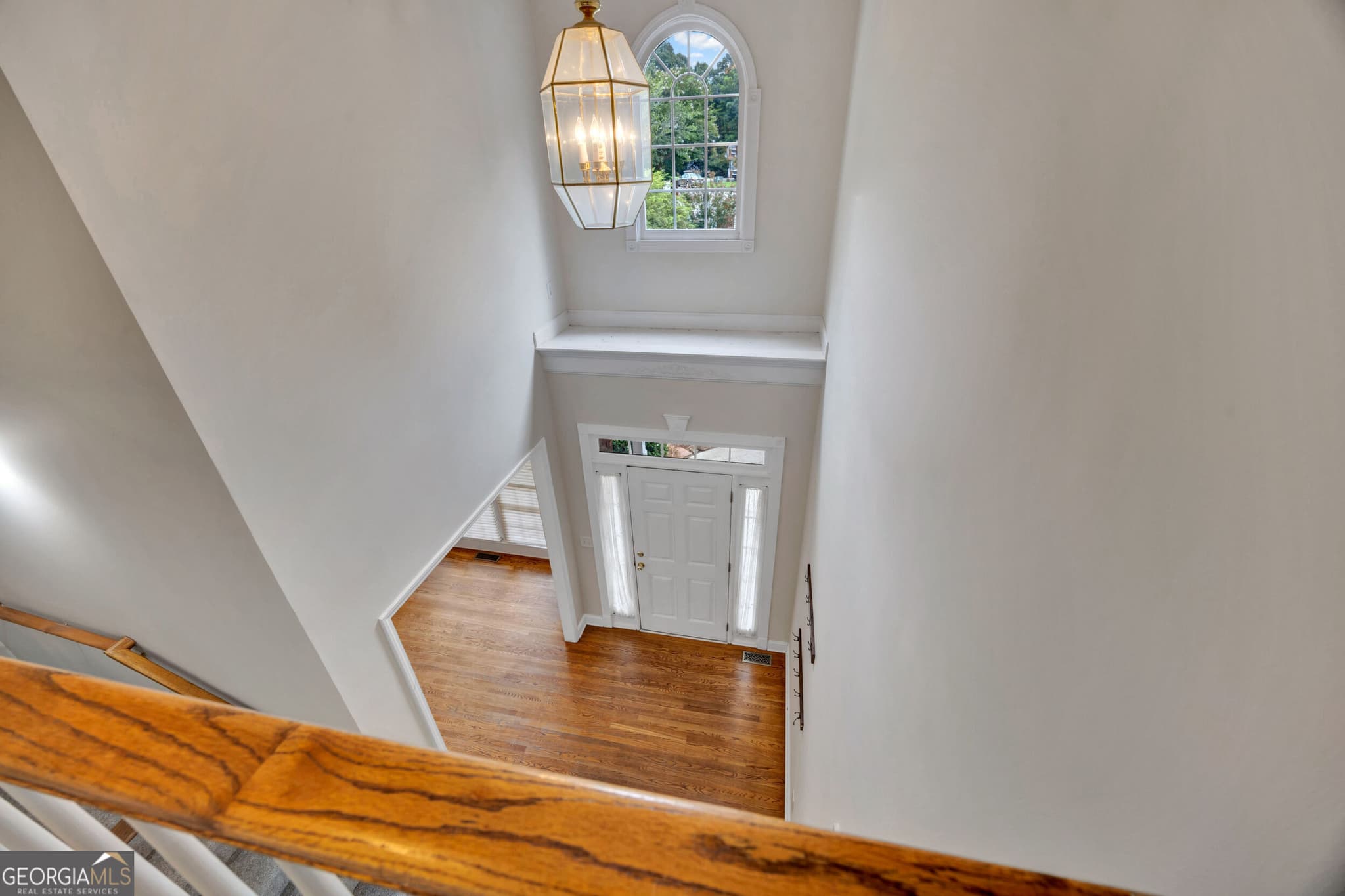 5 bedroom, 3.5 bathroom, 2,582 sq ft single family residence for sale at 1812 Cotton Lane, Loganville, GA 30052 — photo 5