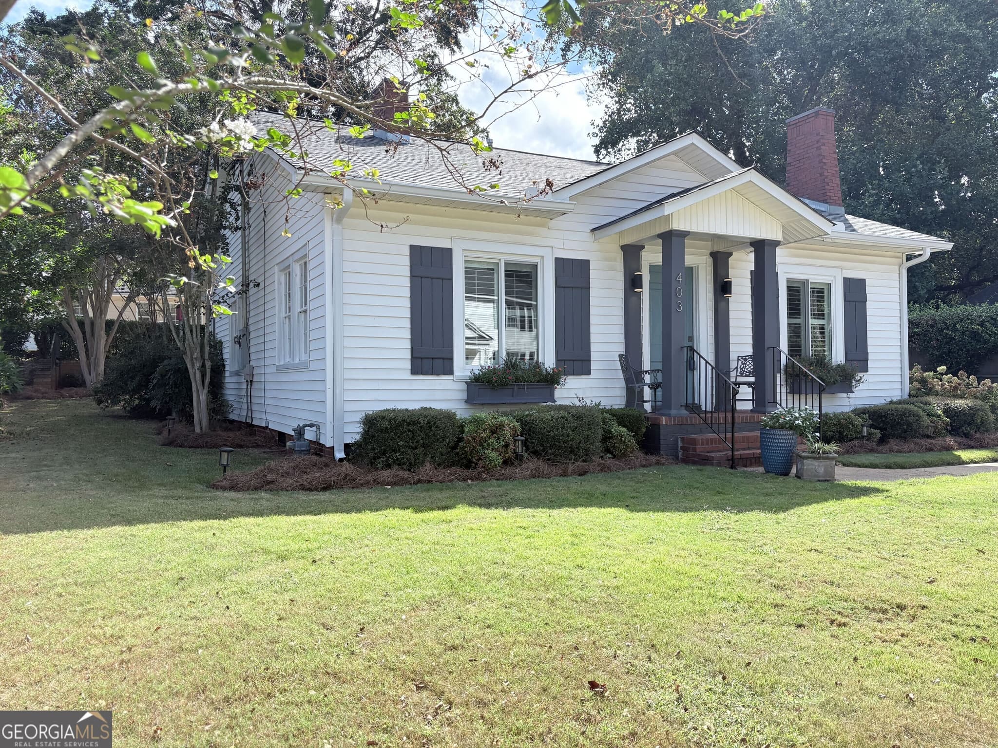3 bedroom, 1 bathroom, 1,362 sq ft single family residence under contract at 403 Howell Street, Thomaston, GA 30286 — photo 2