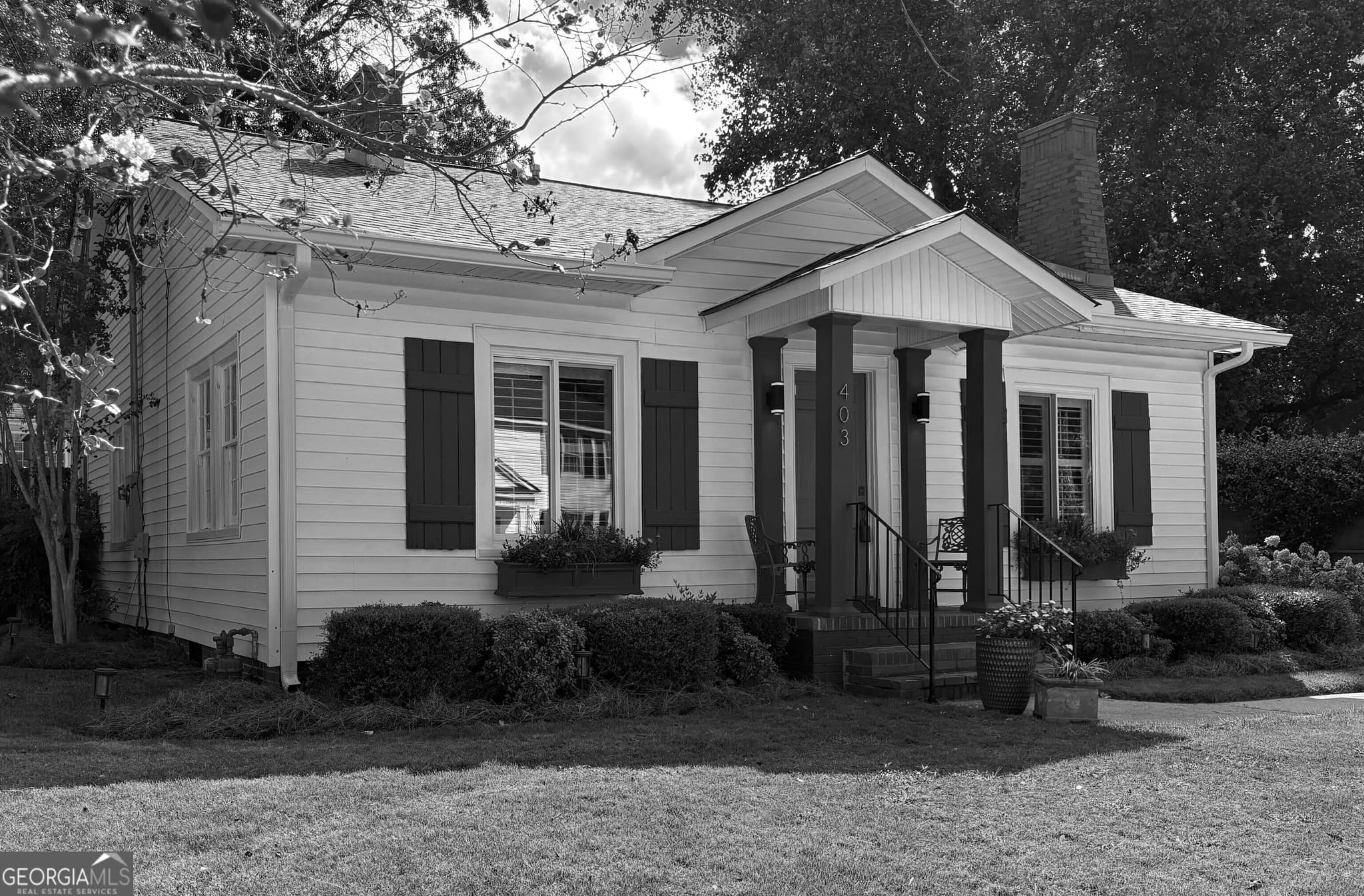 3 bedroom, 1 bathroom, 1,362 sq ft single family residence under contract at 403 Howell Street, Thomaston, GA 30286