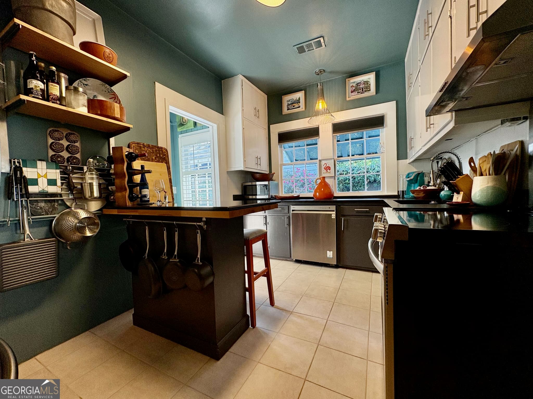 3 bedroom, 1 bathroom, 1,362 sq ft single family residence under contract at 403 Howell Street, Thomaston, GA 30286 — photo 10
