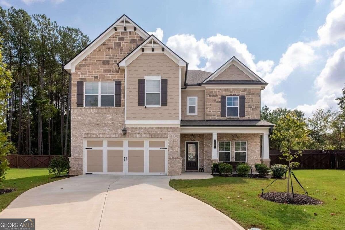 5 bedroom, 4 bathroom, 2,900 sq ft single family residence for sale at 18 Ryston Way, Lawrenceville, GA 30045 — photo 1 of 54