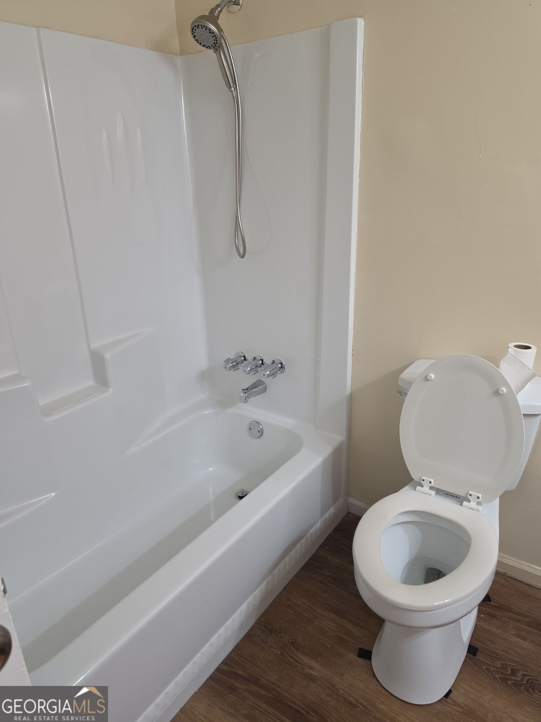 3 bedroom, 2 bathroom, 1,290 sq ft single family residence for rent at 3567 Homeward Trail, Ellenwood, GA 30294 for $2,000 a month — photo 8