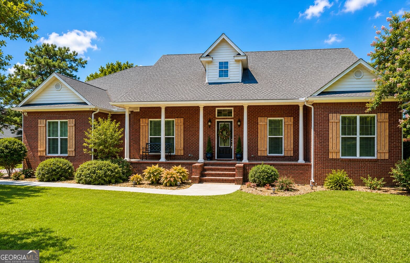 4 bedroom, 3.5 bathroom, 2,541 sq ft single family residence under contract at 90 Crosby Lane, Homerville, GA 31634 — photo 2