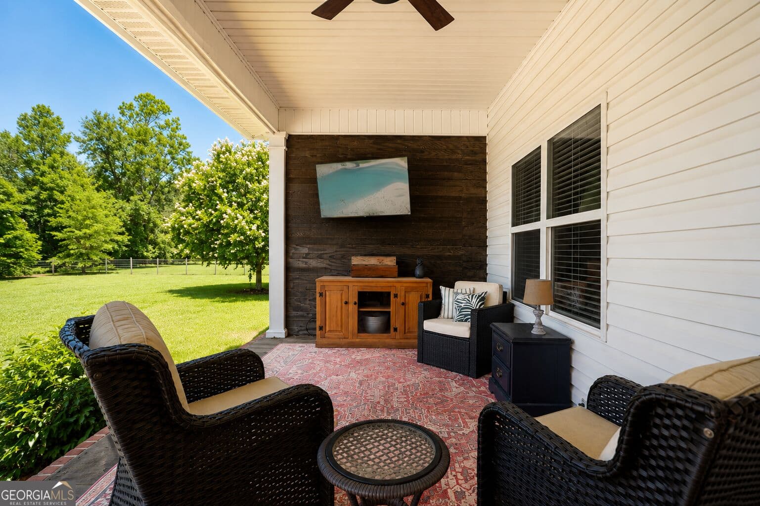 4 bedroom, 3.5 bathroom, 2,541 sq ft single family residence under contract at 90 Crosby Lane, Homerville, GA 31634 — photo 9