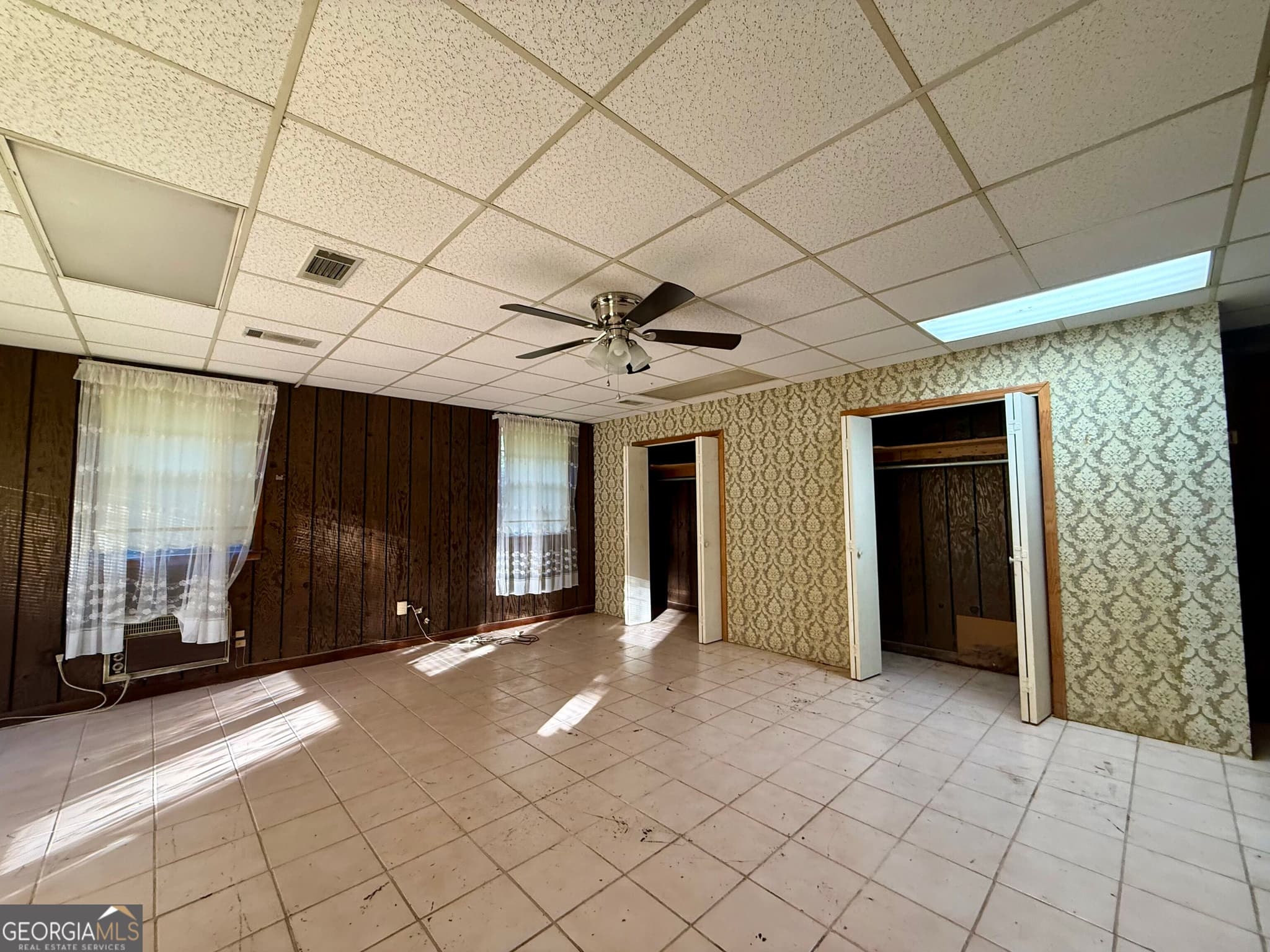 3 bedroom, 2 bathroom, 2,782 sq ft single family residence for sale at 910 W Ogeechee Street, Sylvania, GA 30467 — photo 10
