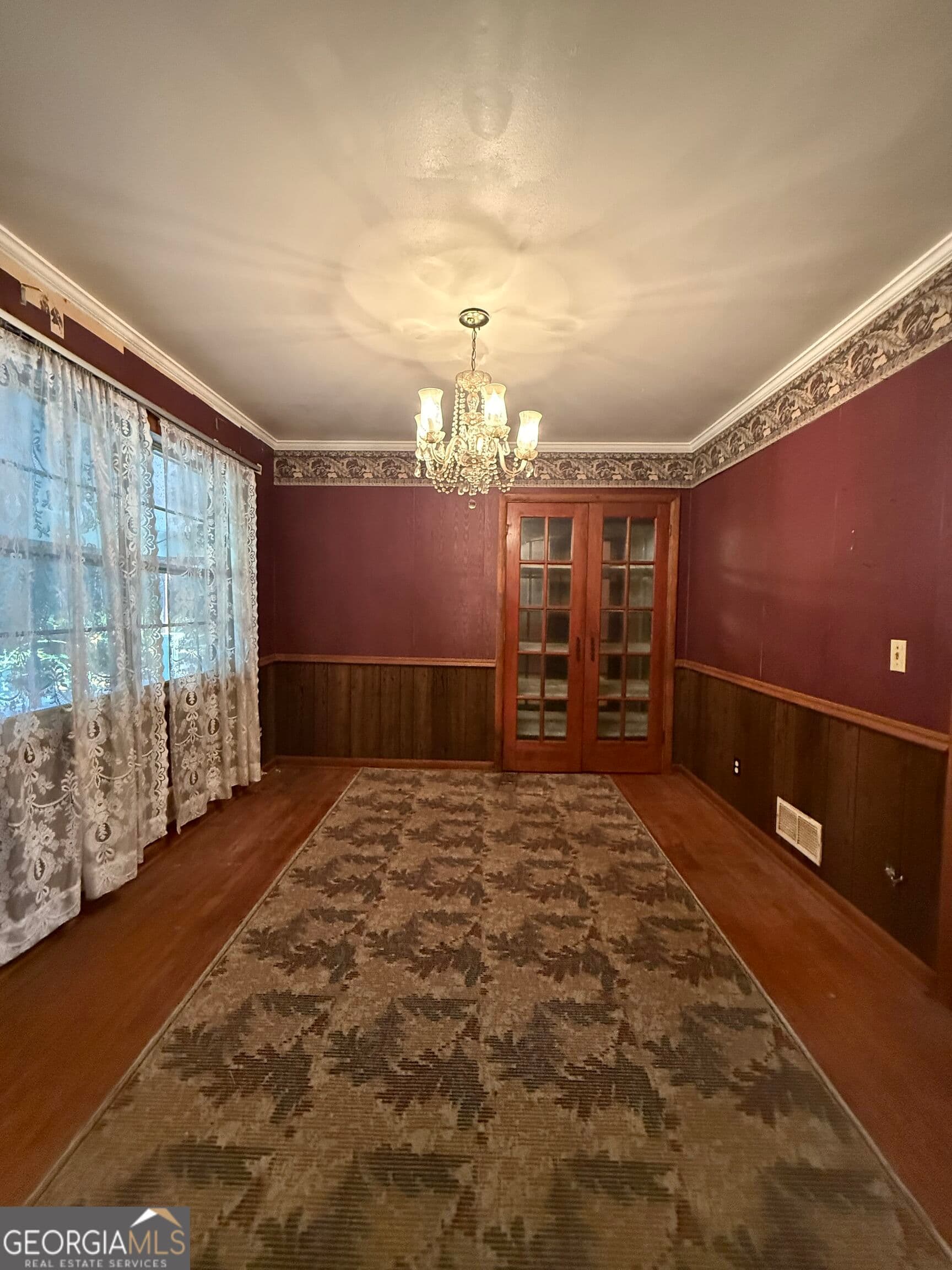 3 bedroom, 2 bathroom, 2,782 sq ft single family residence for sale at 910 W Ogeechee Street, Sylvania, GA 30467 — photo 4