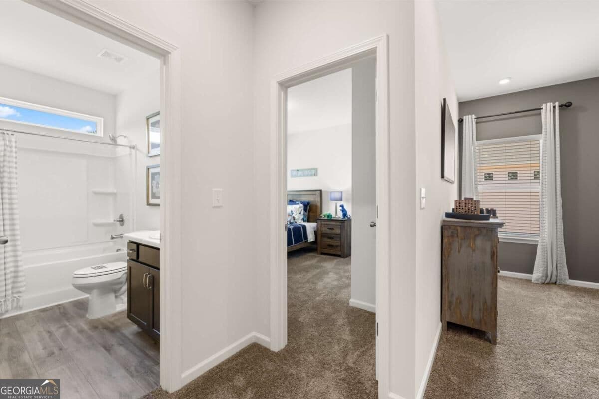 3 bedroom, 2.5 bathroom, 1,933 sq ft single family residence under contract at 63 Southland Drive, Ringgold, GA 30736 — photo 6