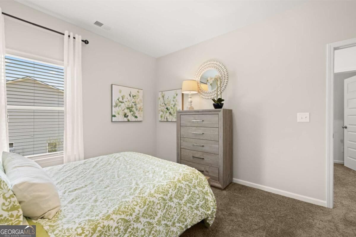 3 bedroom, 2.5 bathroom, 1,933 sq ft single family residence under contract at 63 Southland Drive, Ringgold, GA 30736 — photo 8