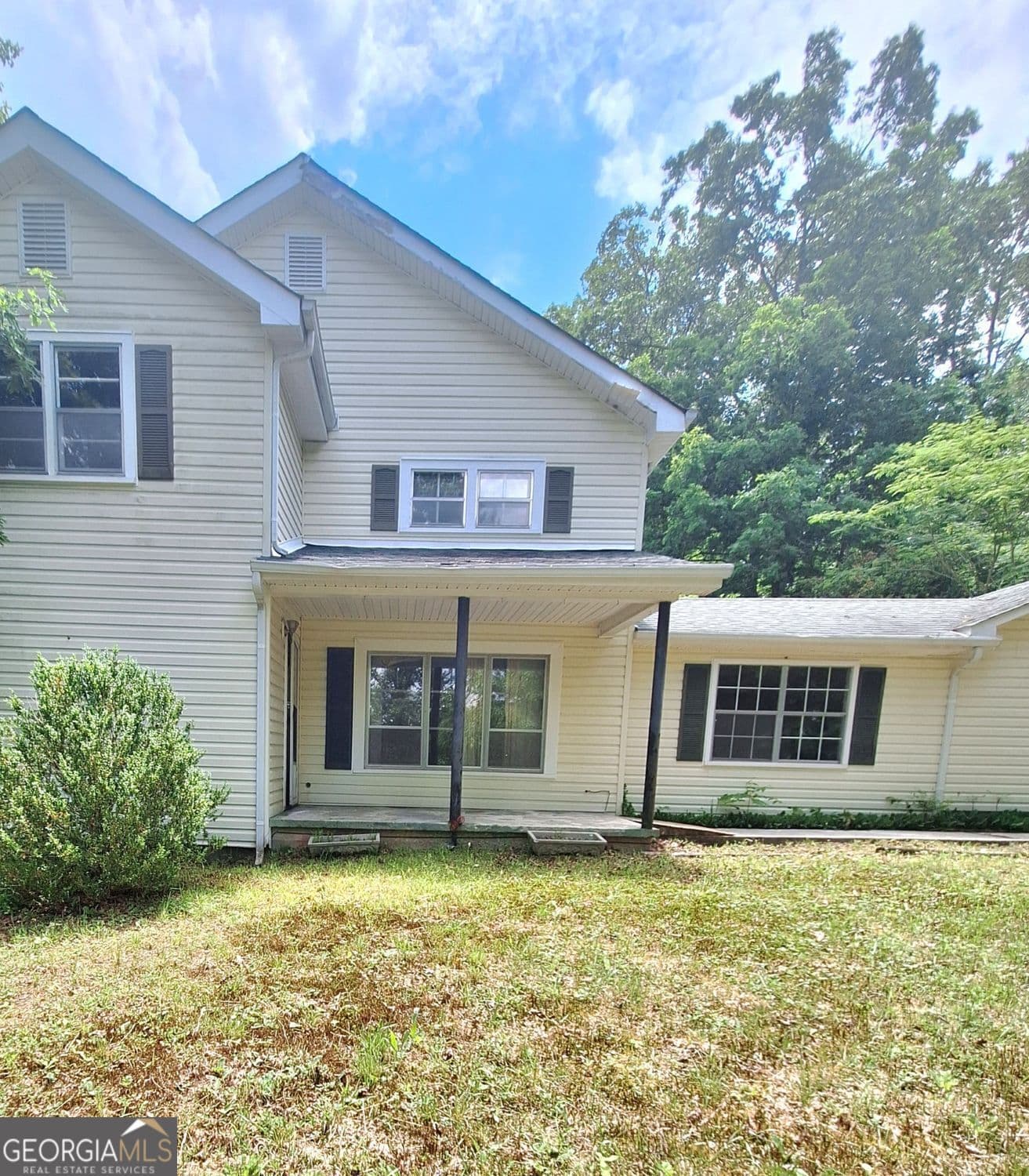 4 bedroom, 2 bathroom, 2,016 sq ft single family residence for sale at 333 Lickskillet Road, Epworth, GA 30541 — photo 1 of 38