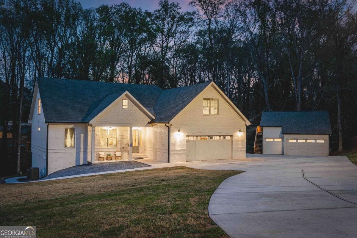 9 bedroom, 7.5 bathroom, 6,638 sq ft single family residence for sale at 5758 Williams Road, Norcross, GA 30093 — photo 1 of 90