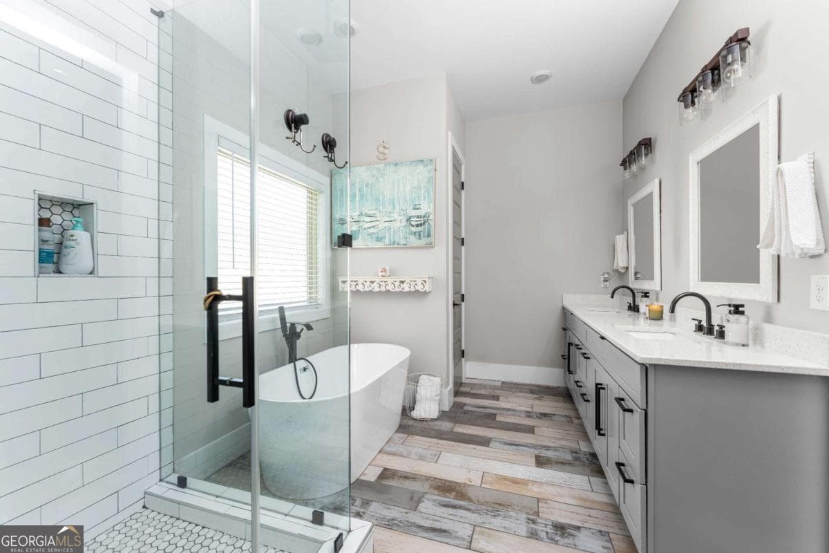 9 bedroom, 7.5 bathroom, 6,638 sq ft single family residence for sale at 5758 Williams Road, Norcross, GA 30093 — photo 5
