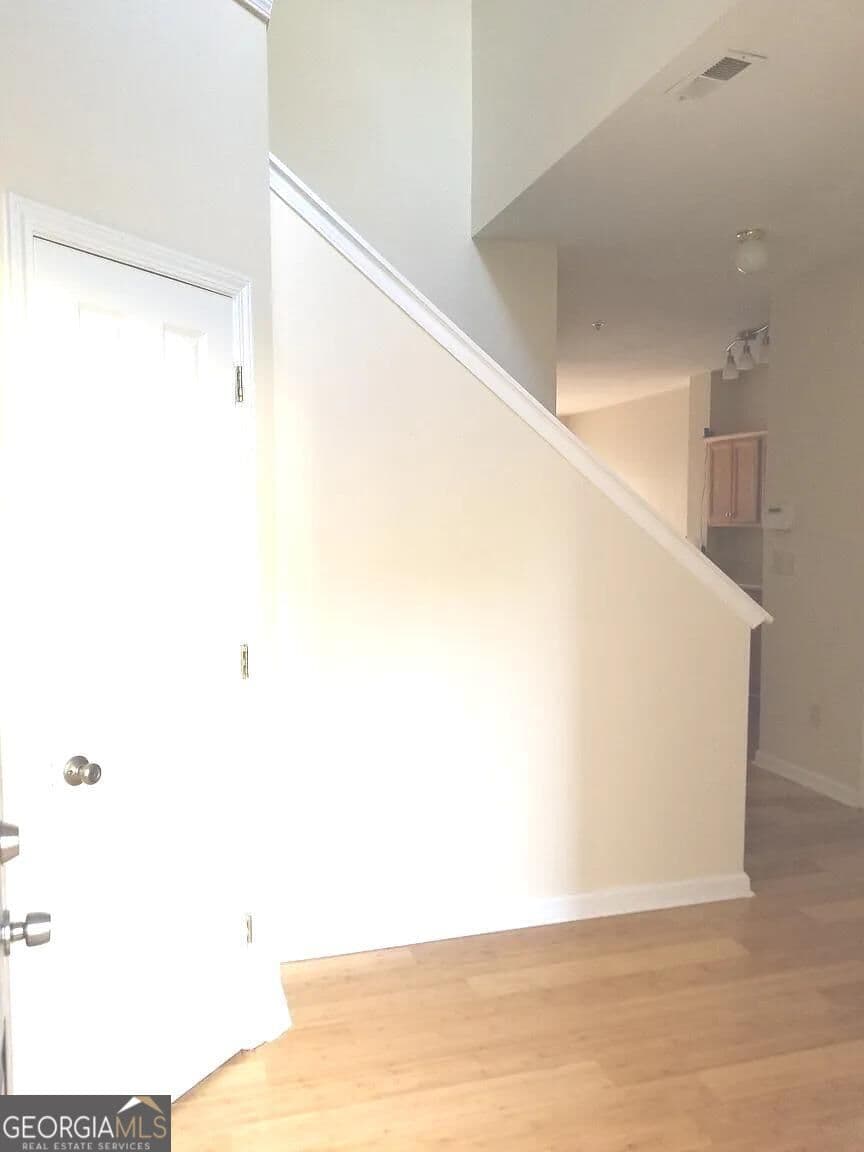 3 bedroom, 2.5 bathroom, 1,418 sq ft townhouse for sale at 7089 Biltmore Trace, Lithonia, GA 30038 — photo 6