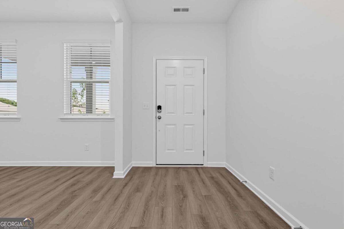 5 bedroom, 4.5 bathroom single family residence for sale at 3874 Breton Cove, Bethlehem, GA 30620 — photo 2