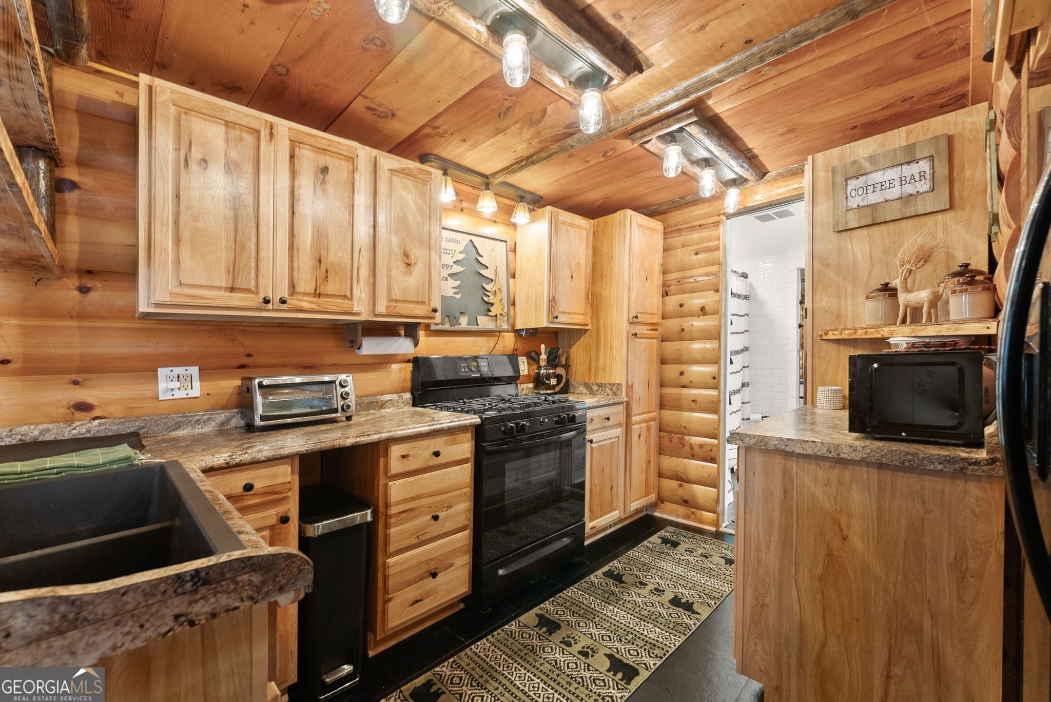 1 bedroom, 1 bathroom, 700 sq ft manufactured home,single family residence for sale at 165 Stag Leap Drive, Cleveland, GA 30528 — photo 6