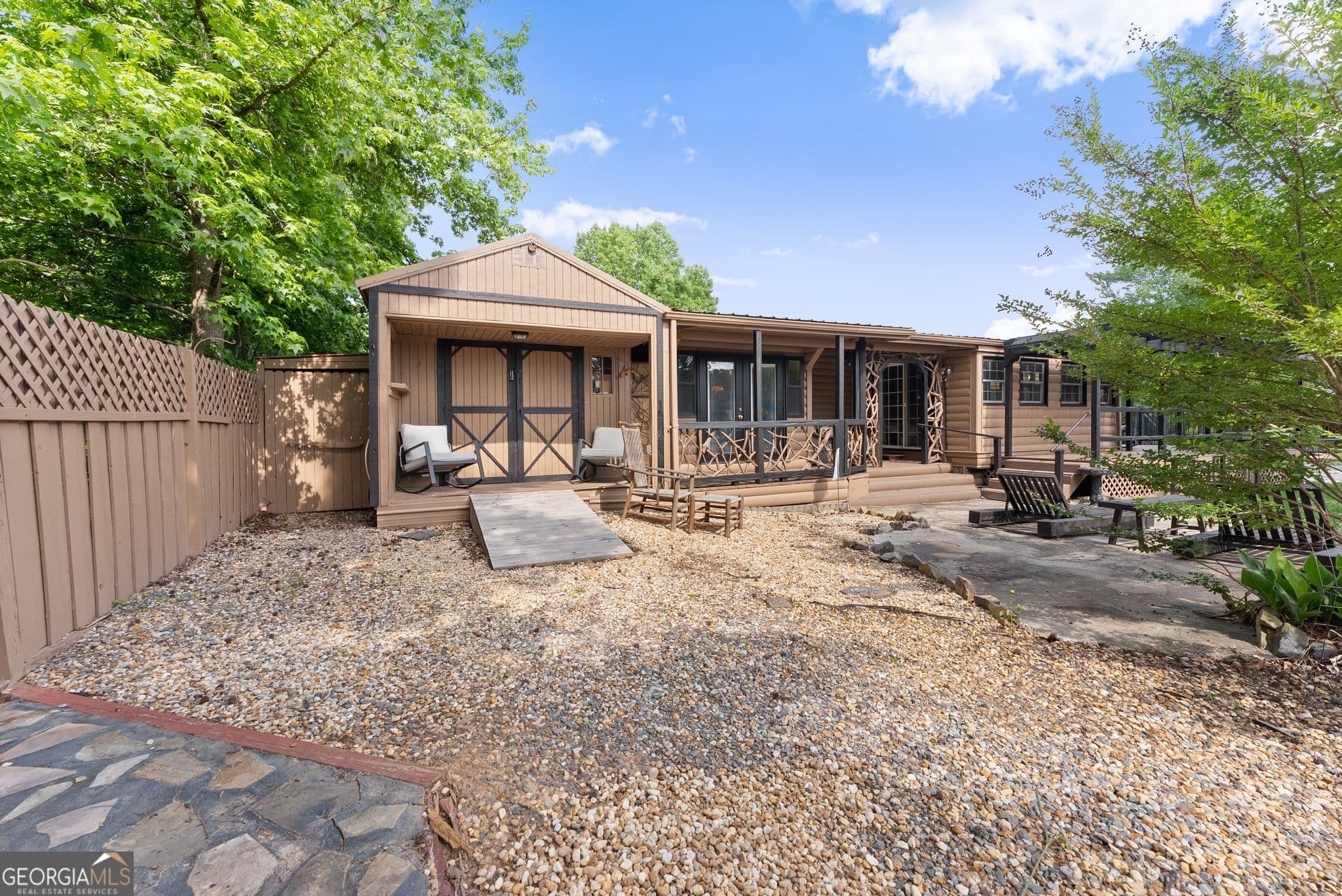 1 bedroom, 1 bathroom, 700 sq ft manufactured home,single family residence for sale at 165 Stag Leap Drive, Cleveland, GA 30528 — photo 5