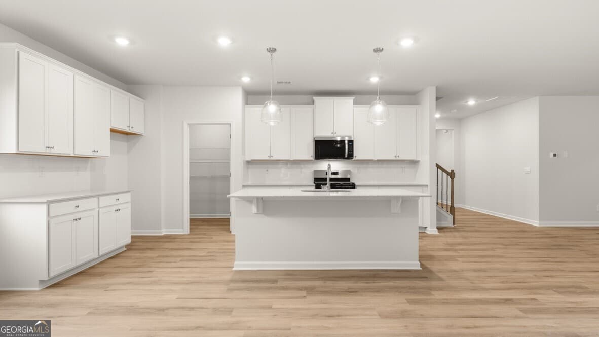 5 bedroom, 3 bathroom, 3,611 sq ft single family residence for sale at 3109 Hallsley Drive, South Fulton, GA 30349 — photo 8