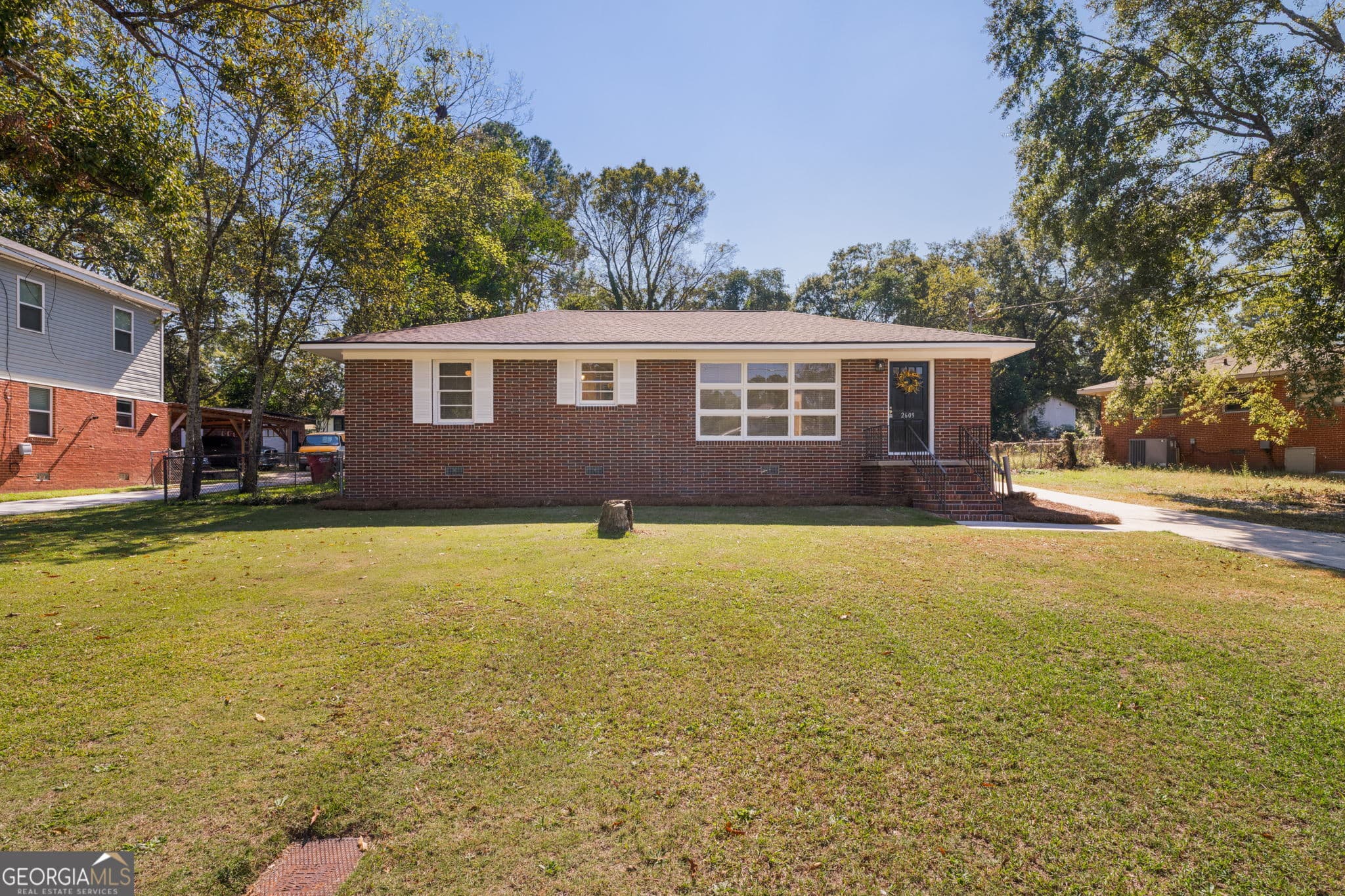 3 bedroom, 2 bathroom, 1,792 sq ft single family residence for sale at 2609 Tredway Drive, Macon, GA 31211