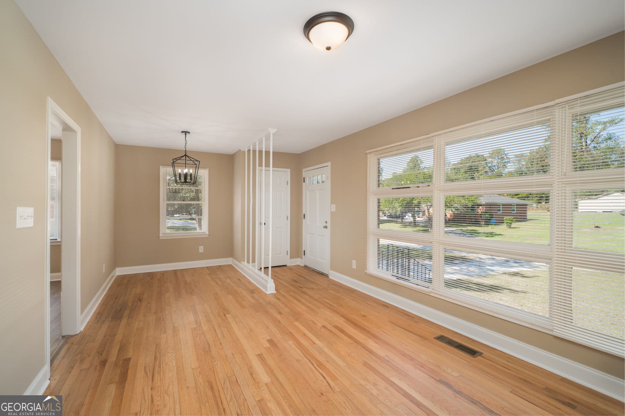 3 bedroom, 2 bathroom, 1,792 sq ft single family residence for sale at 2609 Tredway Drive, Macon, GA 31211 — photo 9