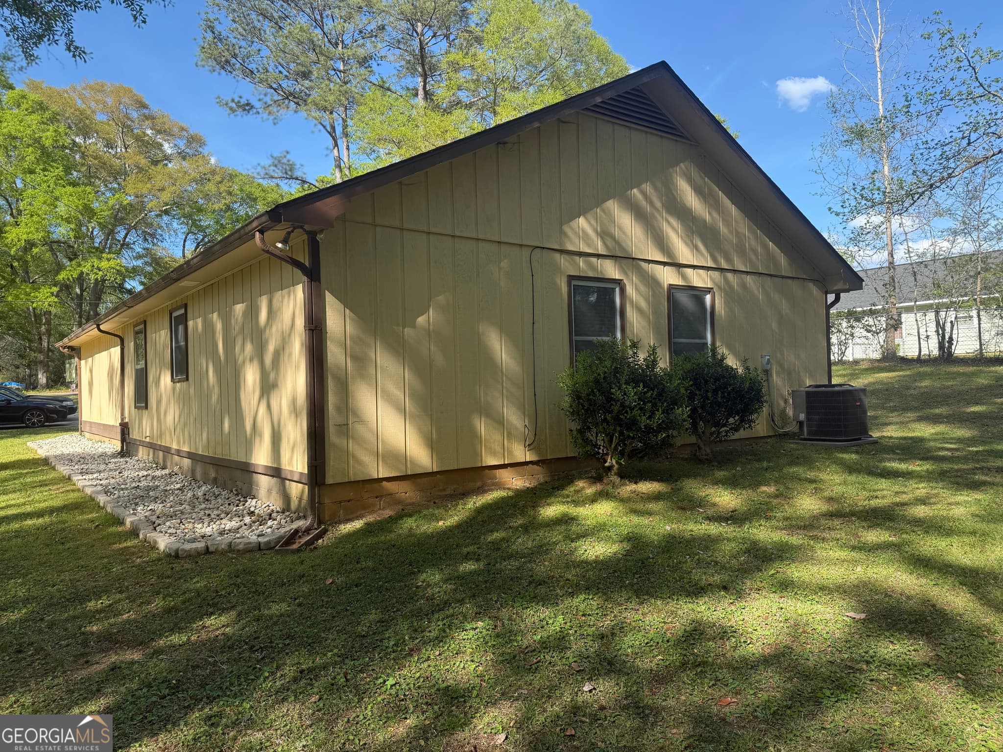 3 bedroom, 2 bathroom, 1,096 sq ft single family residence for sale at 245 Teaver Road, Lagrange, GA 30240 — photo 3