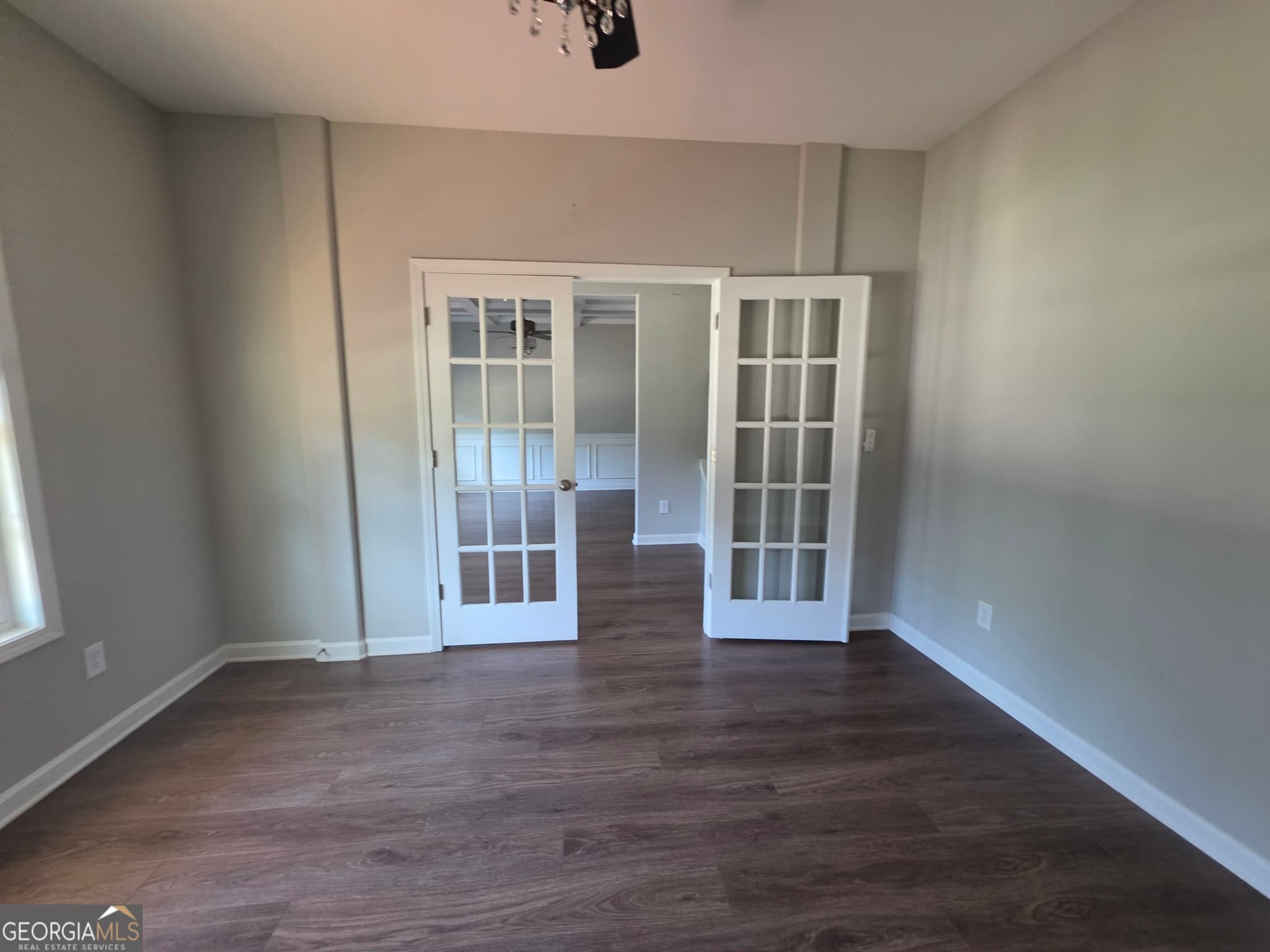 6 bedroom, 3.5 bathroom, 3,183 sq ft single family residence for sale at 208 N Davis Road, Lagrange, GA 30241 — photo 7