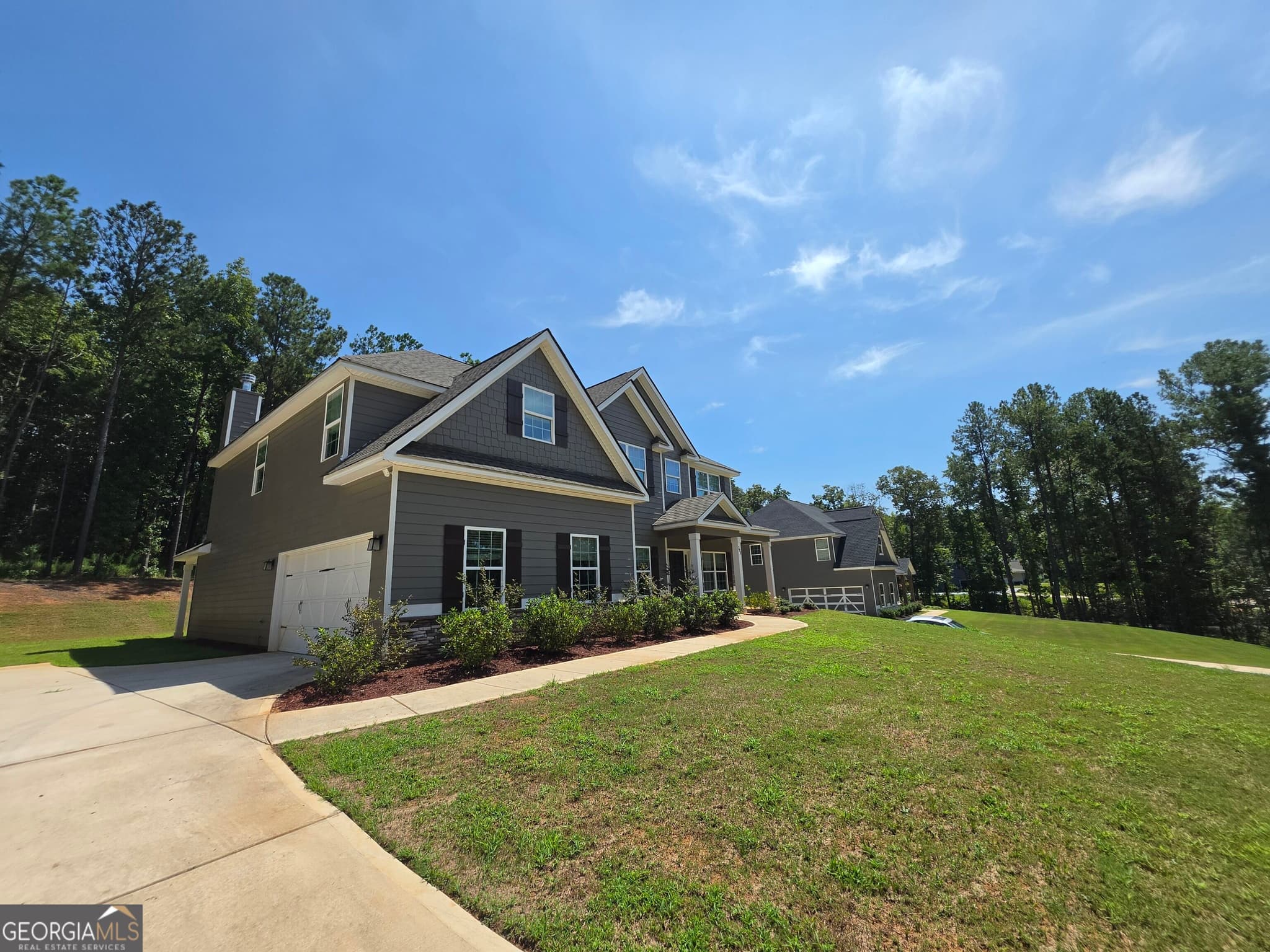6 bedroom, 3.5 bathroom, 3,183 sq ft single family residence for sale at 208 N Davis Road, Lagrange, GA 30241 — photo 3