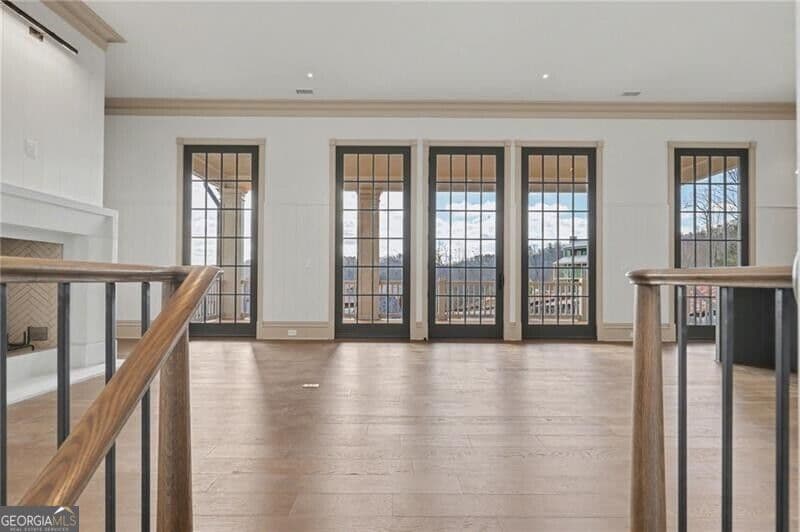 4 bedroom, 4.5 bathroom, 3,333 sq ft single family residence for sale at 90 Cove View Lane, Clarkesville, GA 30523 — photo 7