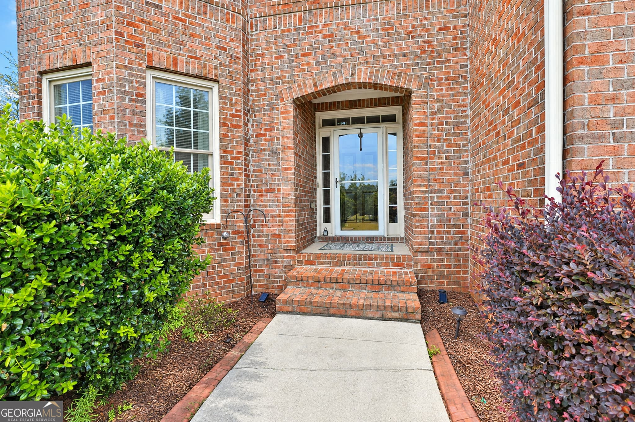 5 bedroom, 5 bathroom, 3,591 sq ft single family residence for sale at 100 Grouse Point, Fayetteville, GA 30215 — photo 6