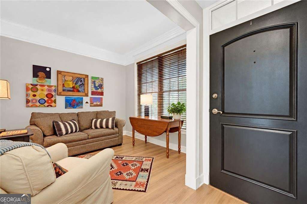 1 bedroom, 1 bathroom, 800 sq ft condominium for sale at 3101 Howell Mill Road 122, Atlanta, GA 30327 — photo 7
