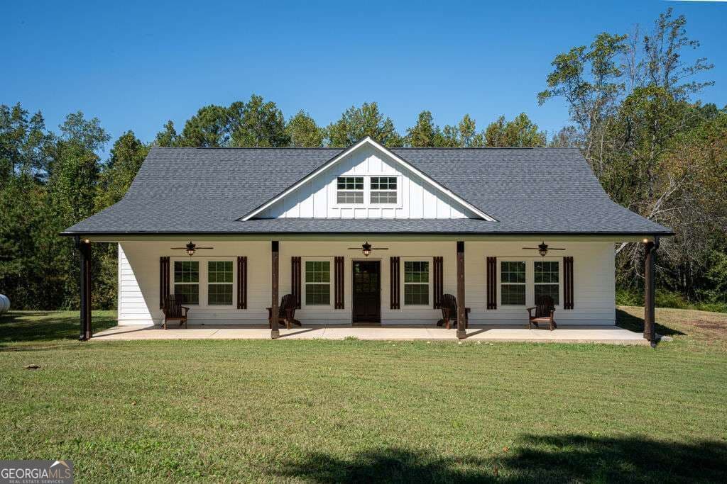 3 bedroom, 2 bathroom, 1,800 sq ft single family residence for sale at 161 Roscoe Collette Road, Dawsonville, GA 30534