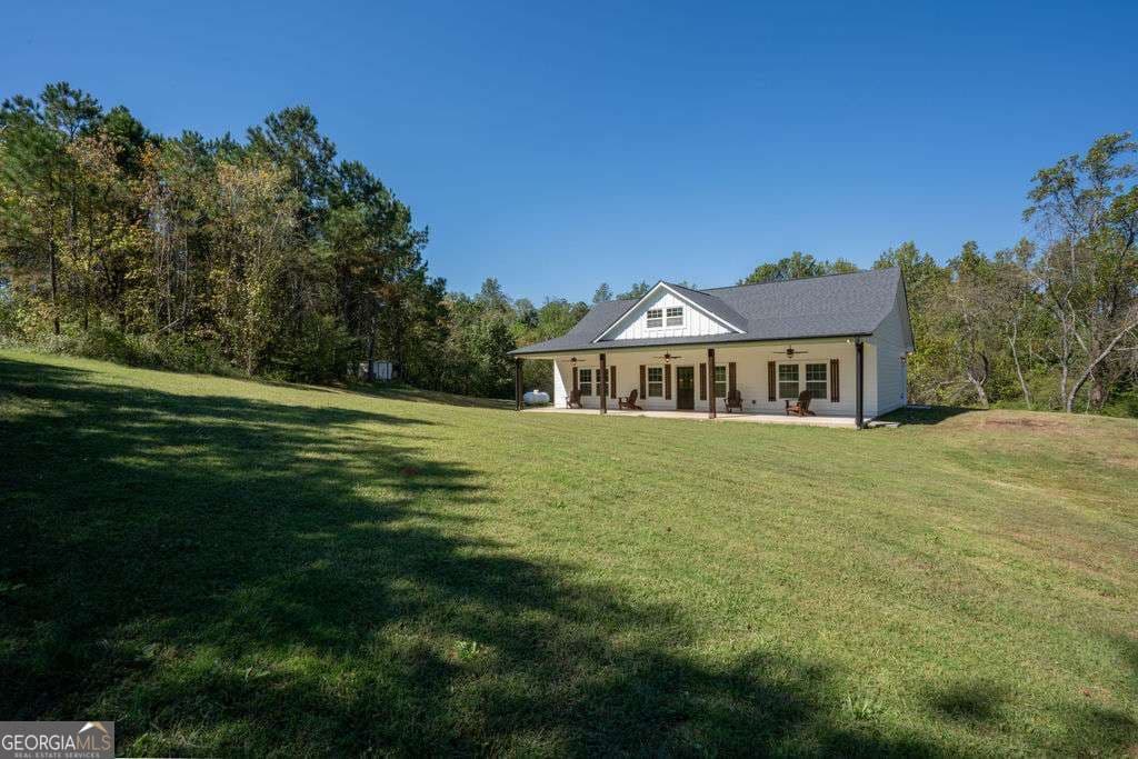 3 bedroom, 2 bathroom, 1,800 sq ft single family residence for sale at 161 Roscoe Collette Road, Dawsonville, GA 30534 — photo 4