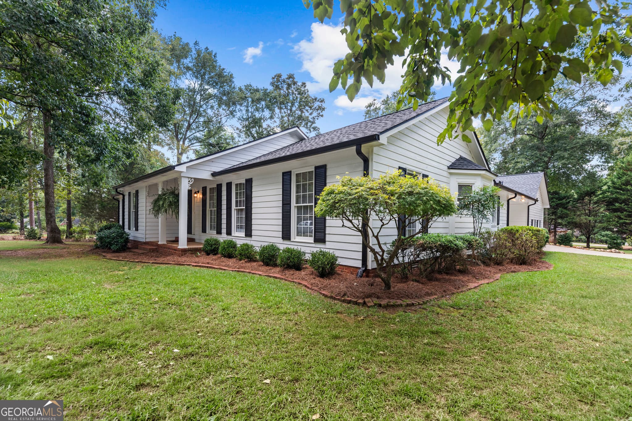 4 bedroom, 2.5 bathroom, 2,353 sq ft single family residence for sale at 186 Elderberry Circle, Athens, GA 30605 — photo 1 of 36