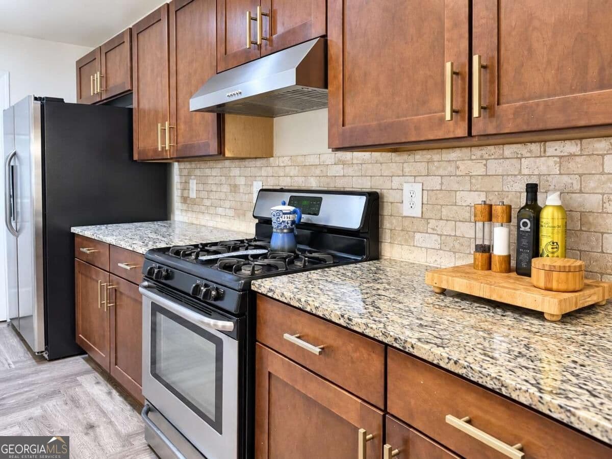 2 bedroom, 2 bathroom condominium for sale at 1538 Chantilly Drive 212, Atlanta, GA 30324 — photo 7